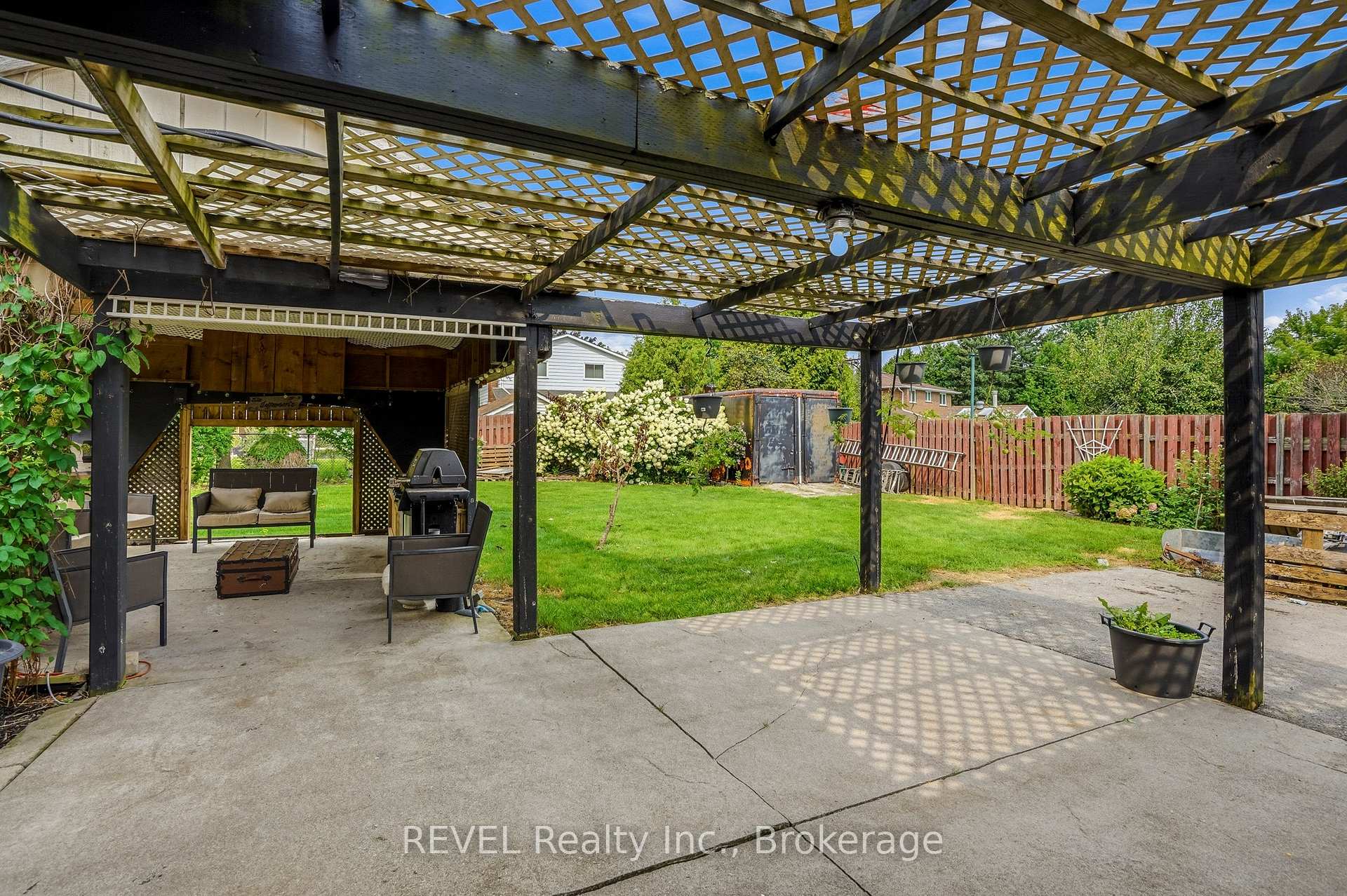 Photo 24 of 4123 Dorchester Road, Niagara Falls, Morrison — HOMEH
