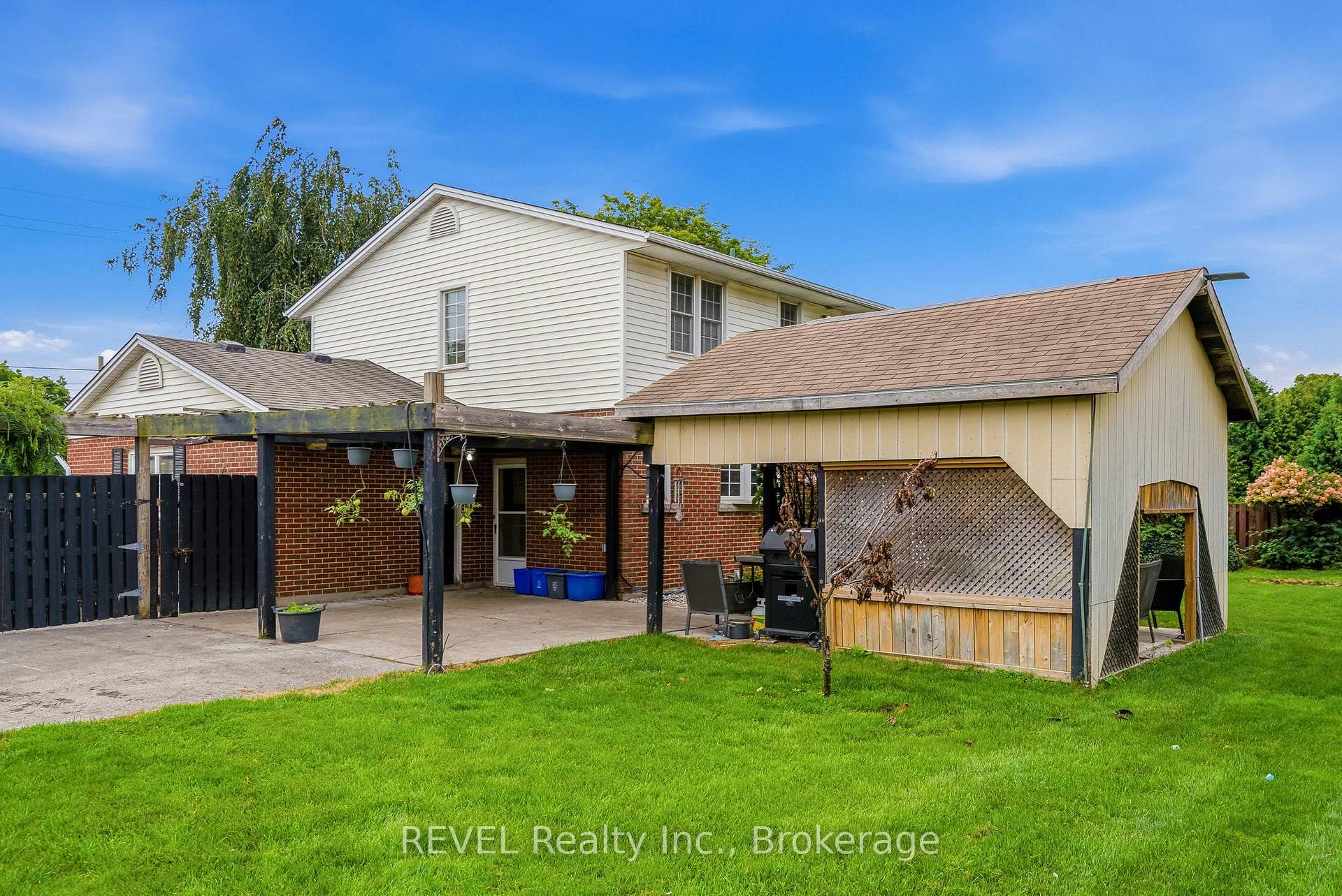 Photo 26 of 4123 Dorchester Road, Niagara Falls, Morrison — HOMEH