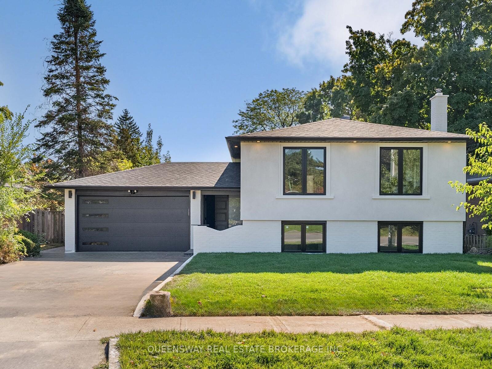 Photo 1 of 1128 Pinegrove Road, Oakville, West — HOMEH