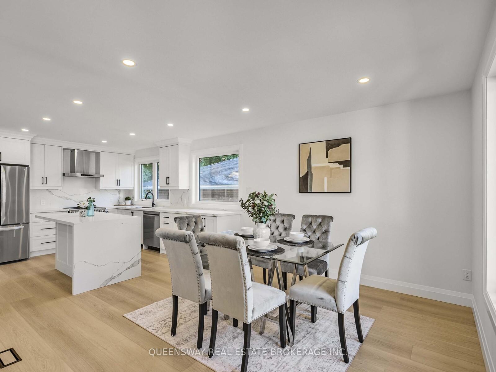 Photo 16 of 1128 Pinegrove Road, Oakville, West — HOMEH