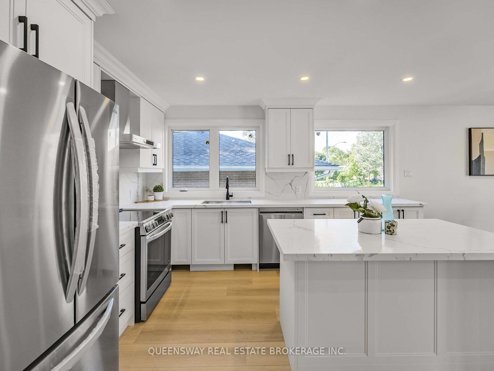Photo 22 of 1128 Pinegrove Road, Oakville, West — HOMEH