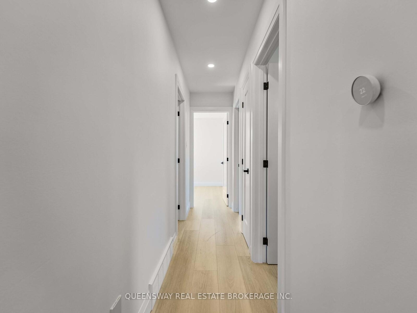 Photo 24 of 1128 Pinegrove Road, Oakville, West — HOMEH