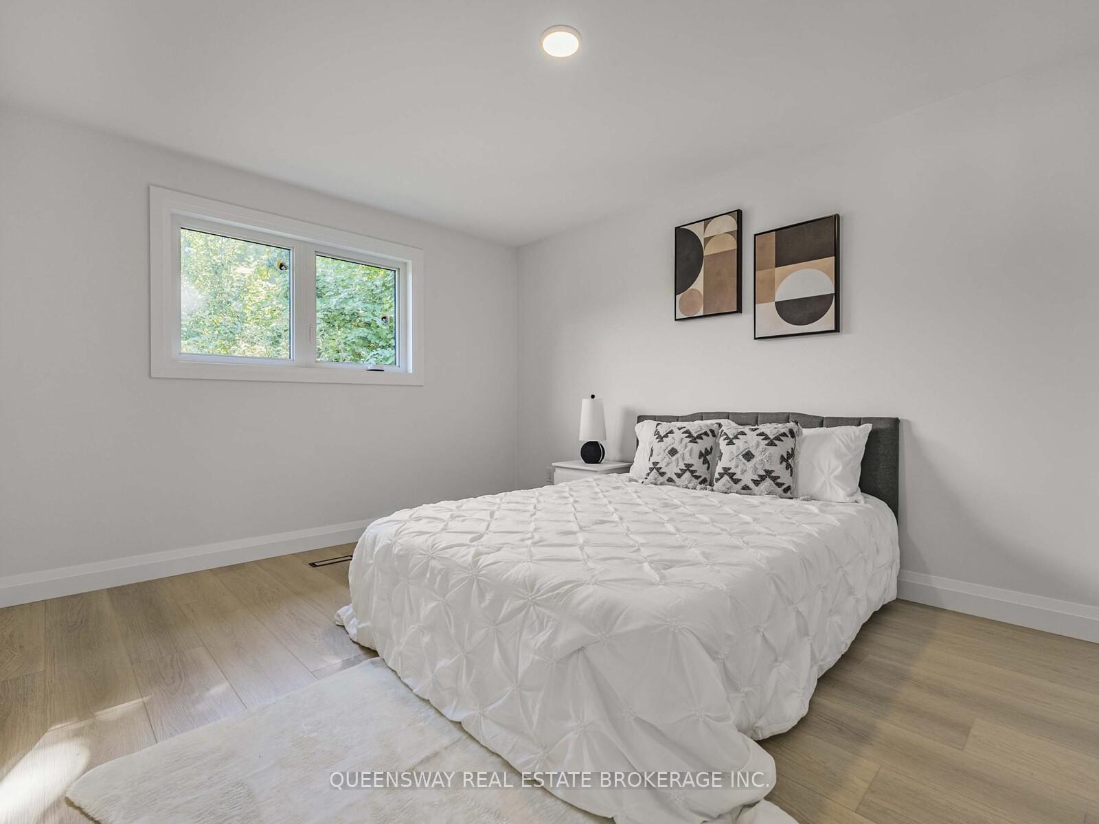 Photo 25 of 1128 Pinegrove Road, Oakville, West — HOMEH