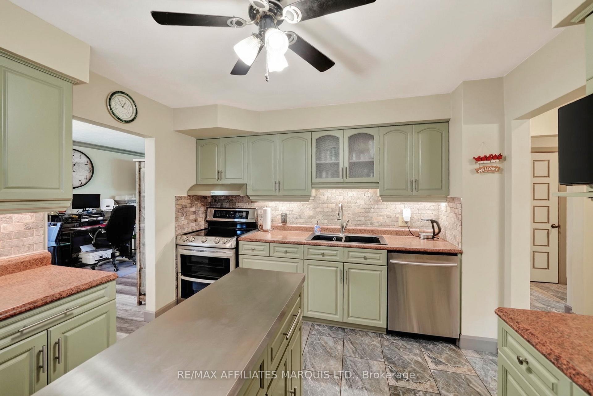 Photo 21 of 1635 Brookdale Avenue, Cornwall, Cornwall — HOMEH