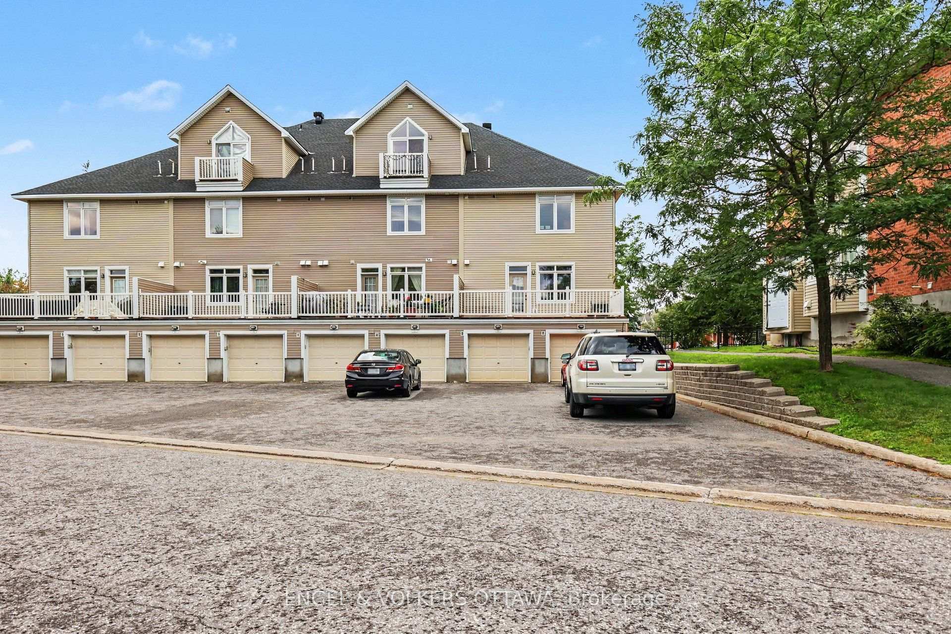 Photo 21 of 53 Hawkstone Gate, Ottawa, Kanata - Beaverbrook — HOMEH