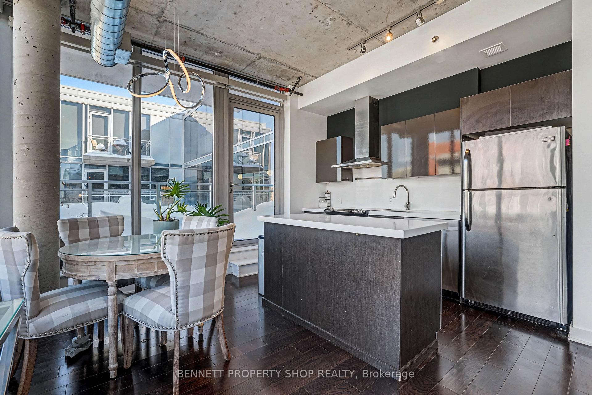 Photo 4 of Unit 811, 360 McLeod Street, Ottawa, Ottawa Centre — HOMEH