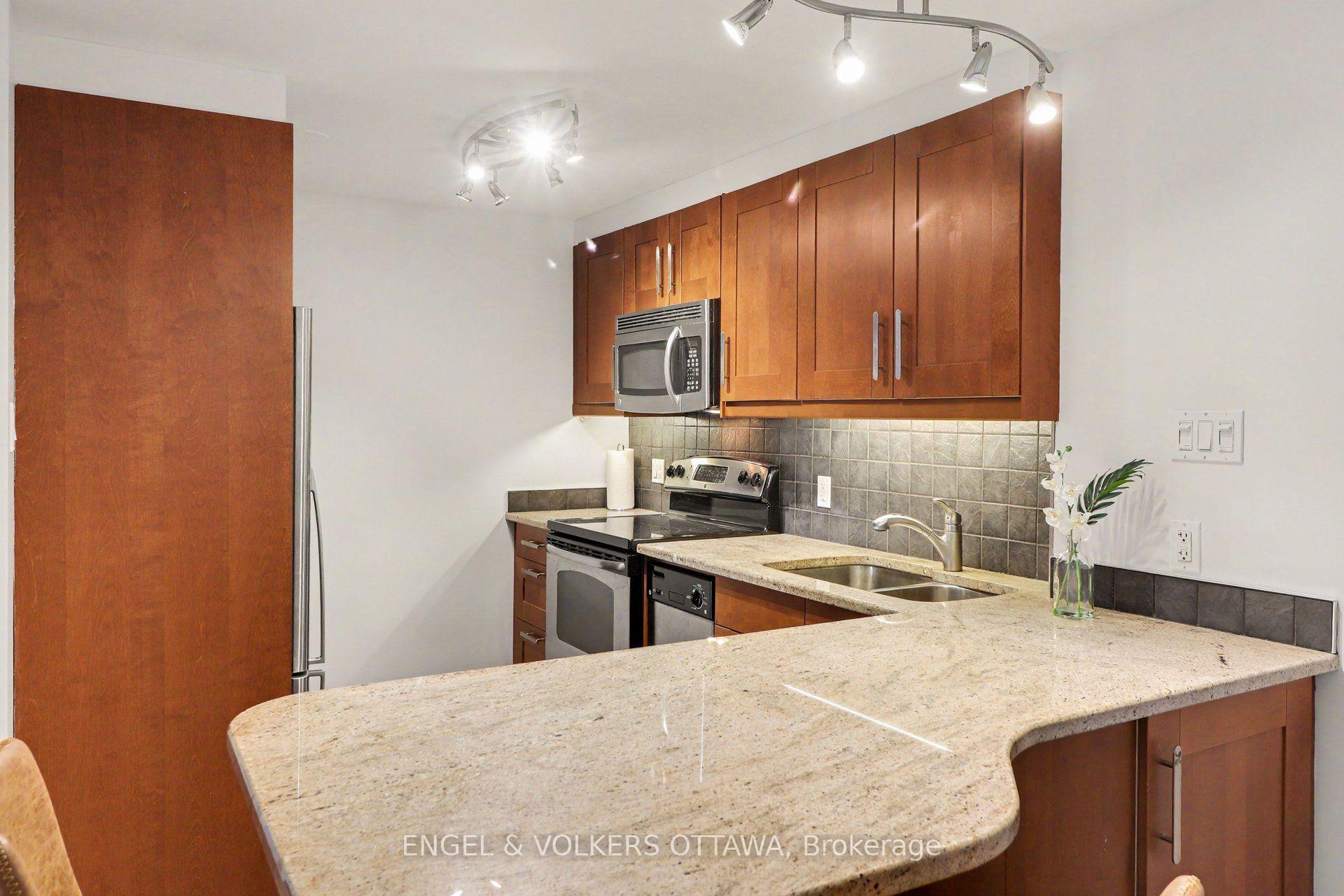 Photo 15 of Unit 1702, 415 Greenview Avenue, Ottawa, Britannia — HOMEH