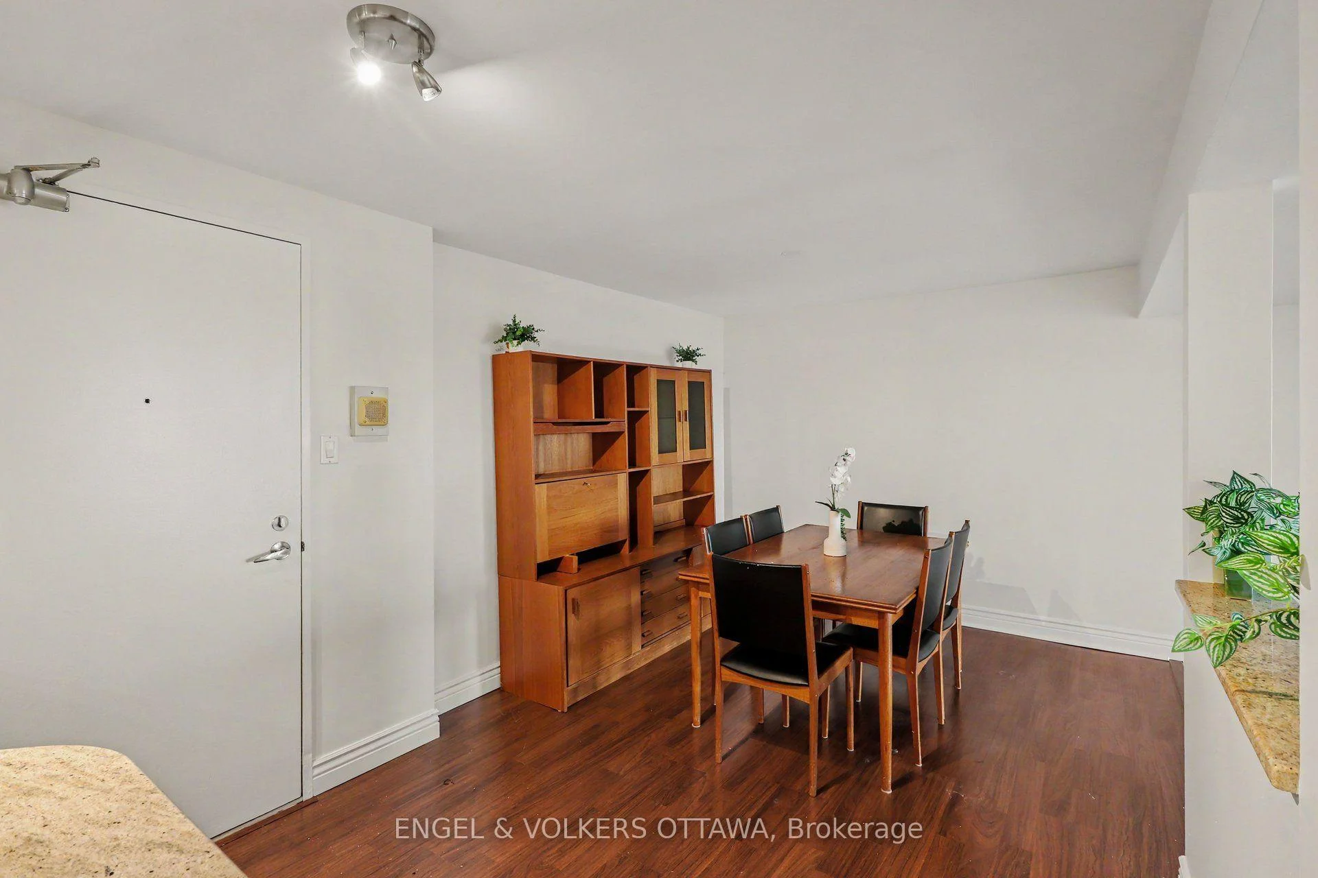 Photo 9 of Unit 1702, 415 Greenview Avenue, Ottawa, Britannia — HOMEH