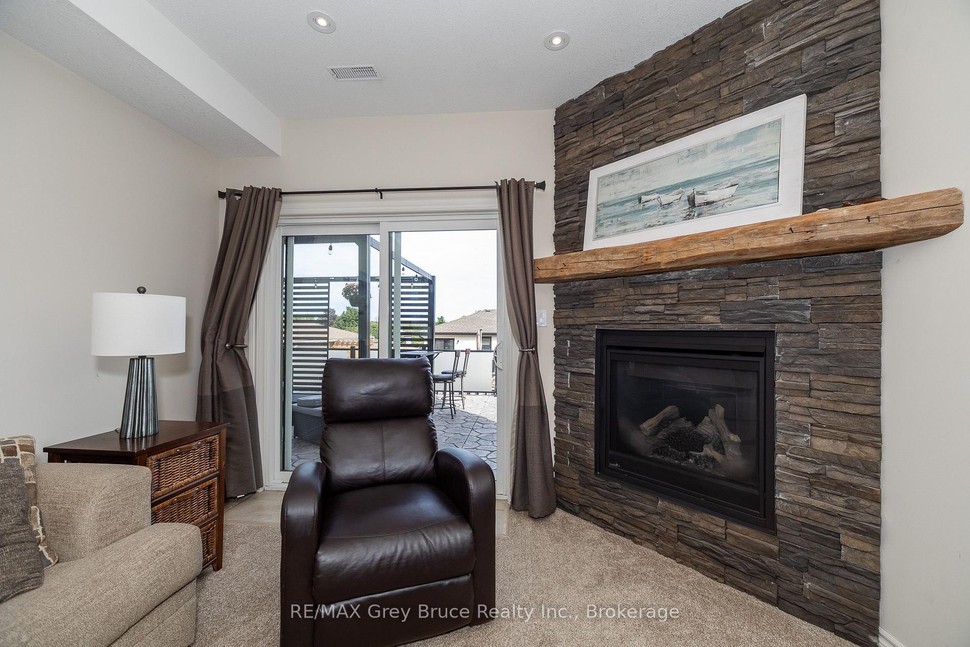 Photo 13 of 2591 7th Avenue E, Owen Sound — HOMEH