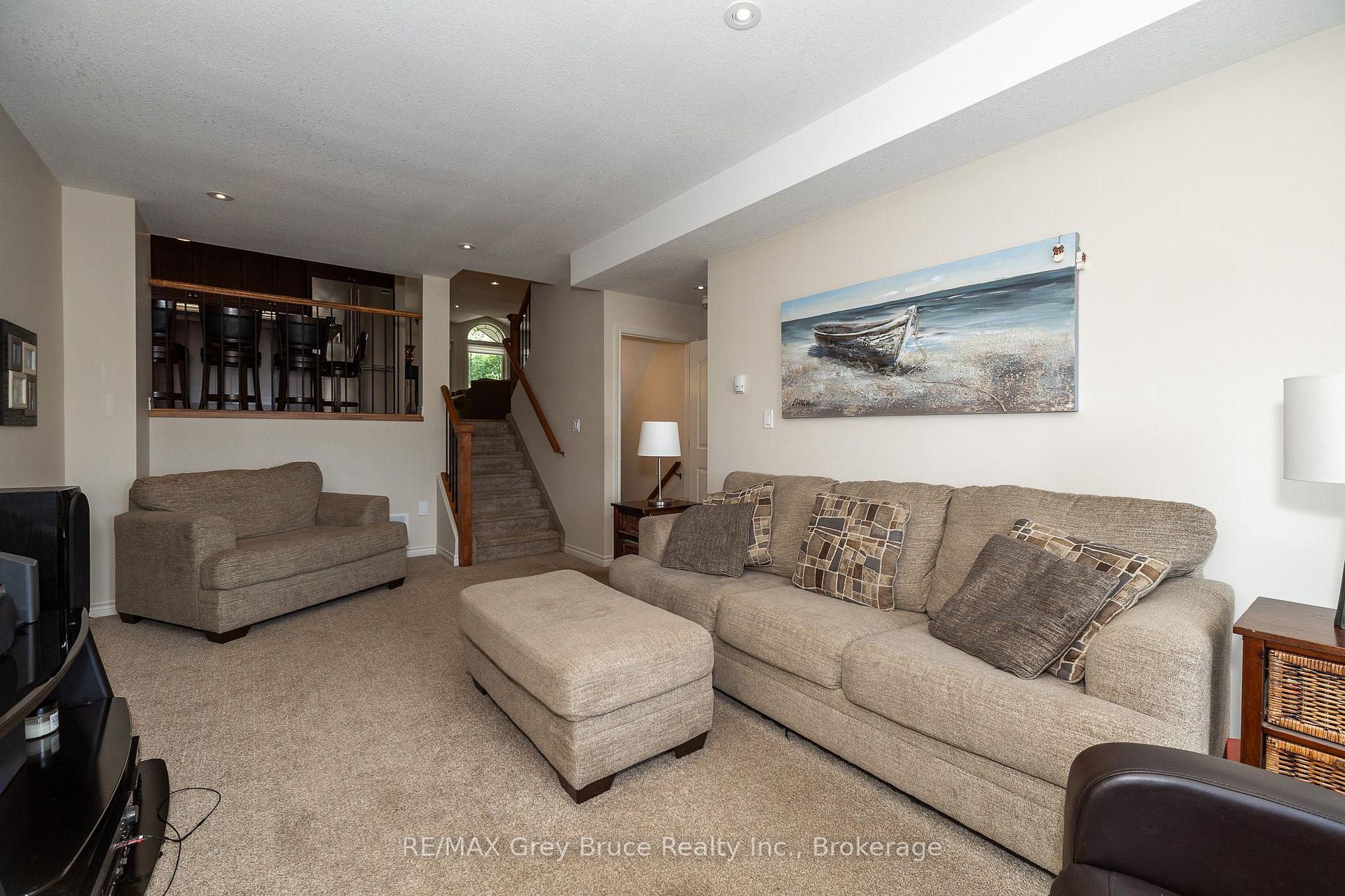 Photo 14 of 2591 7th Avenue E, Owen Sound — HOMEH