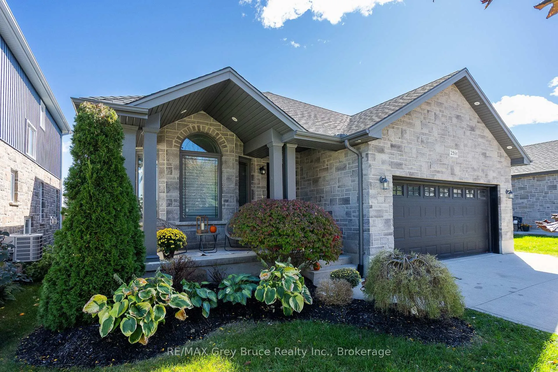 Photo 1 of 2591 7th Avenue E, Owen Sound — HOMEH