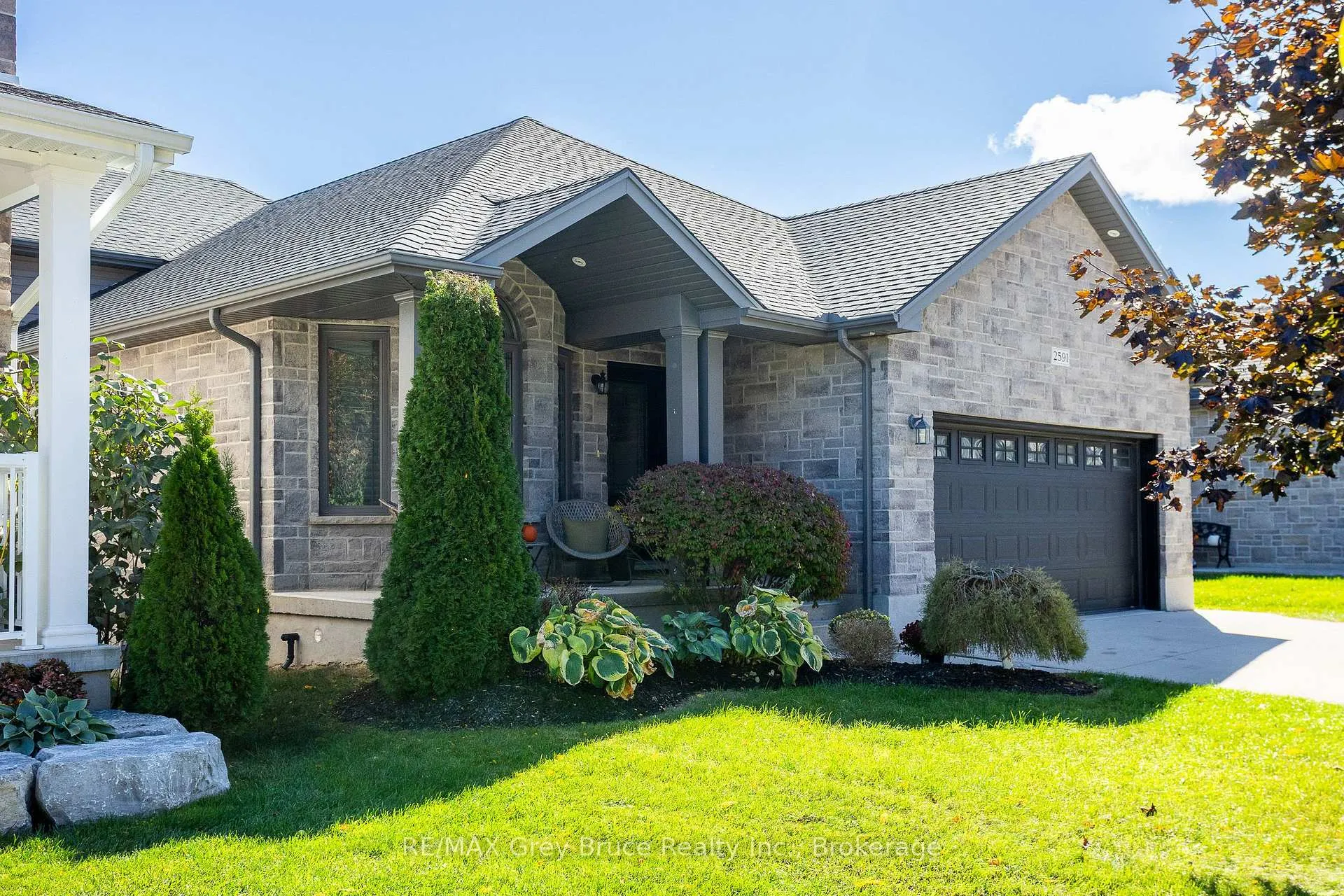 Photo 2 of 2591 7th Avenue E, Owen Sound — HOMEH