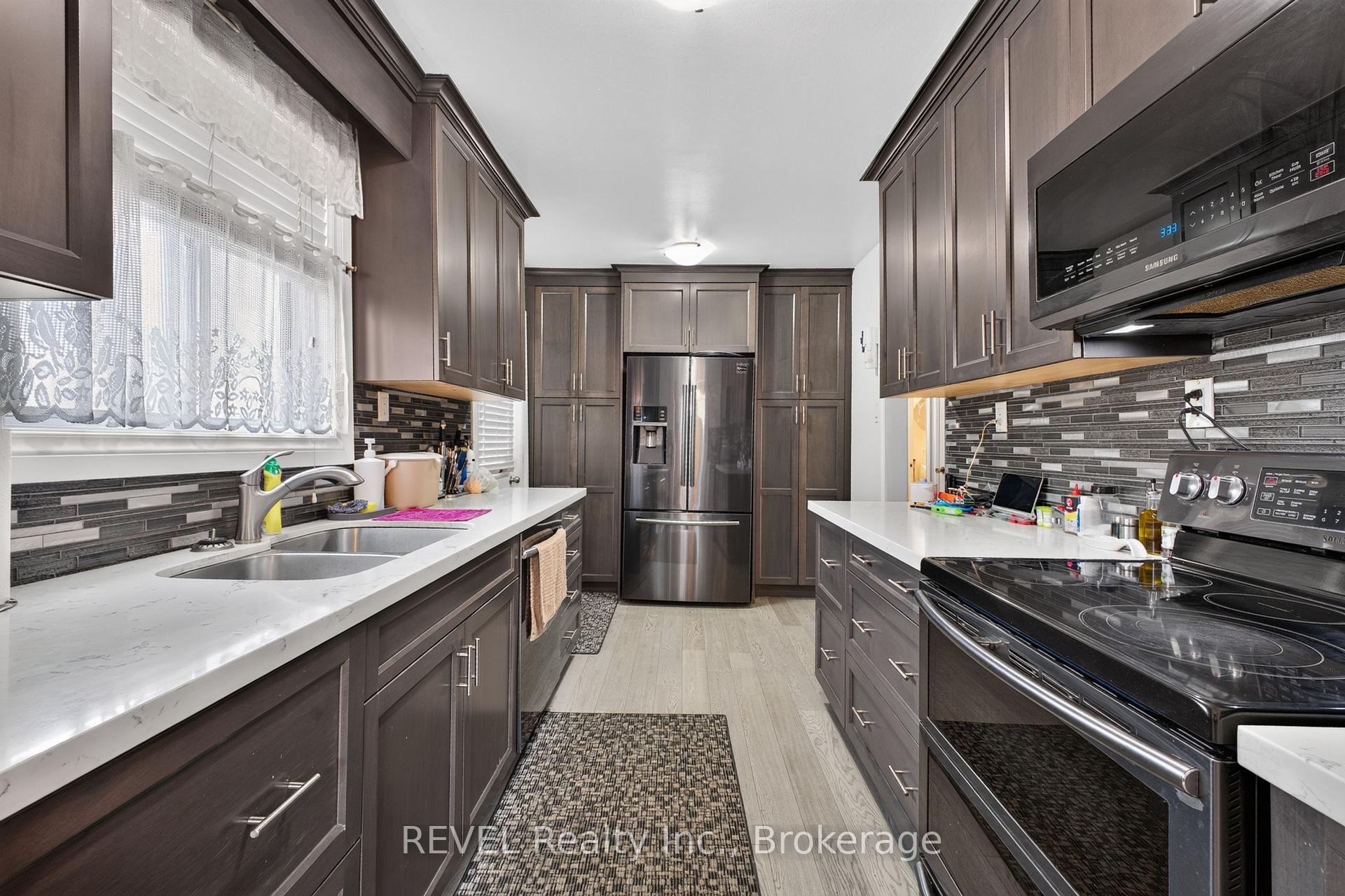 Photo 5 of 4 Kerwin Gate, St. Catharines, Lakeport — HOMEH
