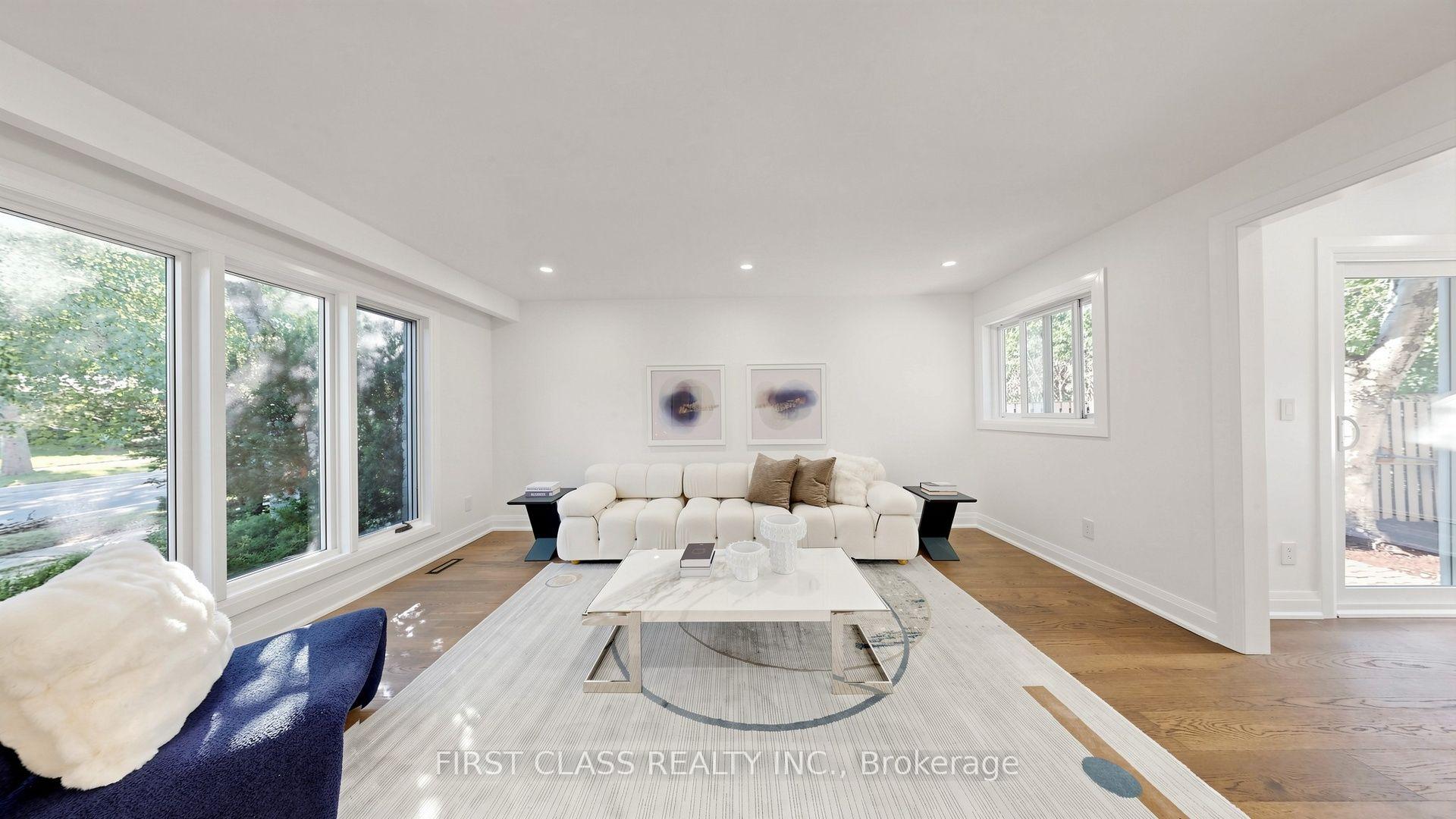 Photo 6 of 2337 Devon Road, Oakville, Ford — HOMEH