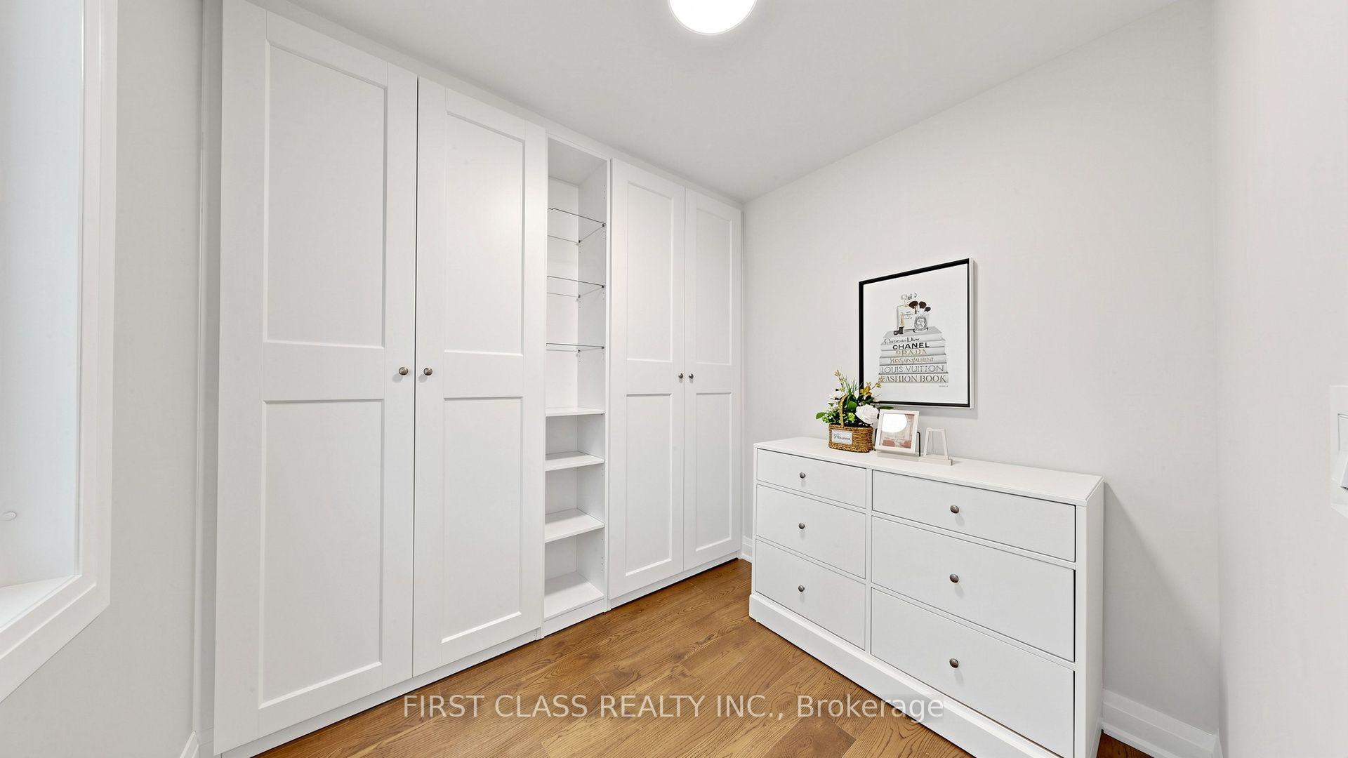 Photo 32 of 2337 Devon Road, Oakville, Ford — HOMEH