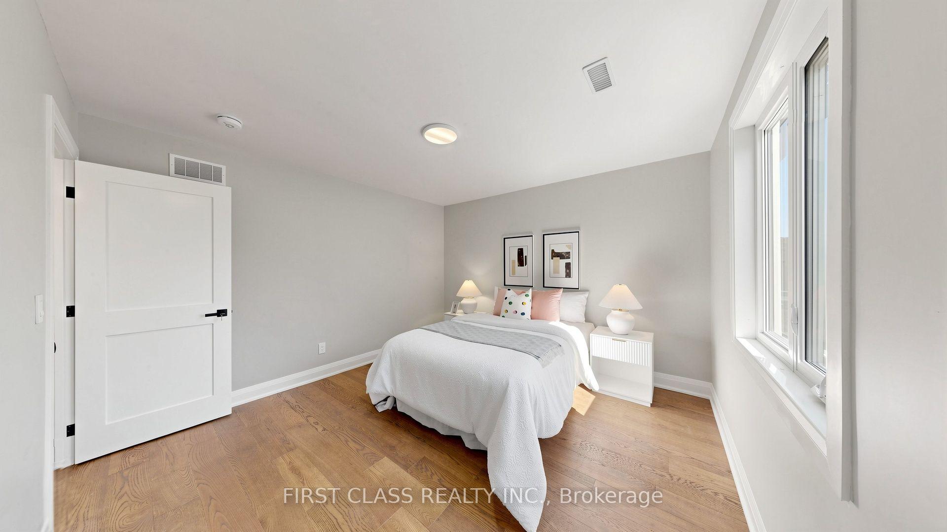 Photo 38 of 2337 Devon Road, Oakville, Ford — HOMEH