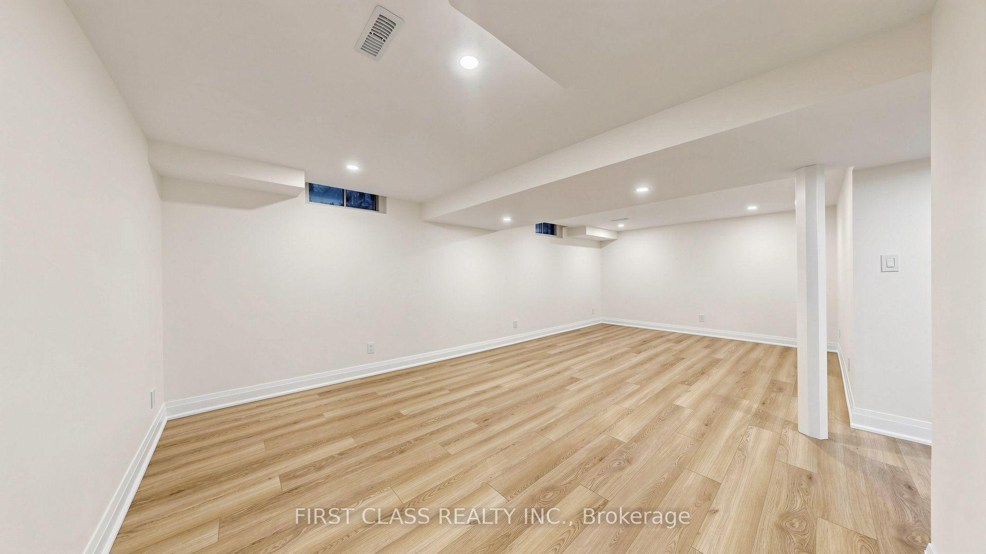 Photo 41 of 2337 Devon Road, Oakville, Ford — HOMEH
