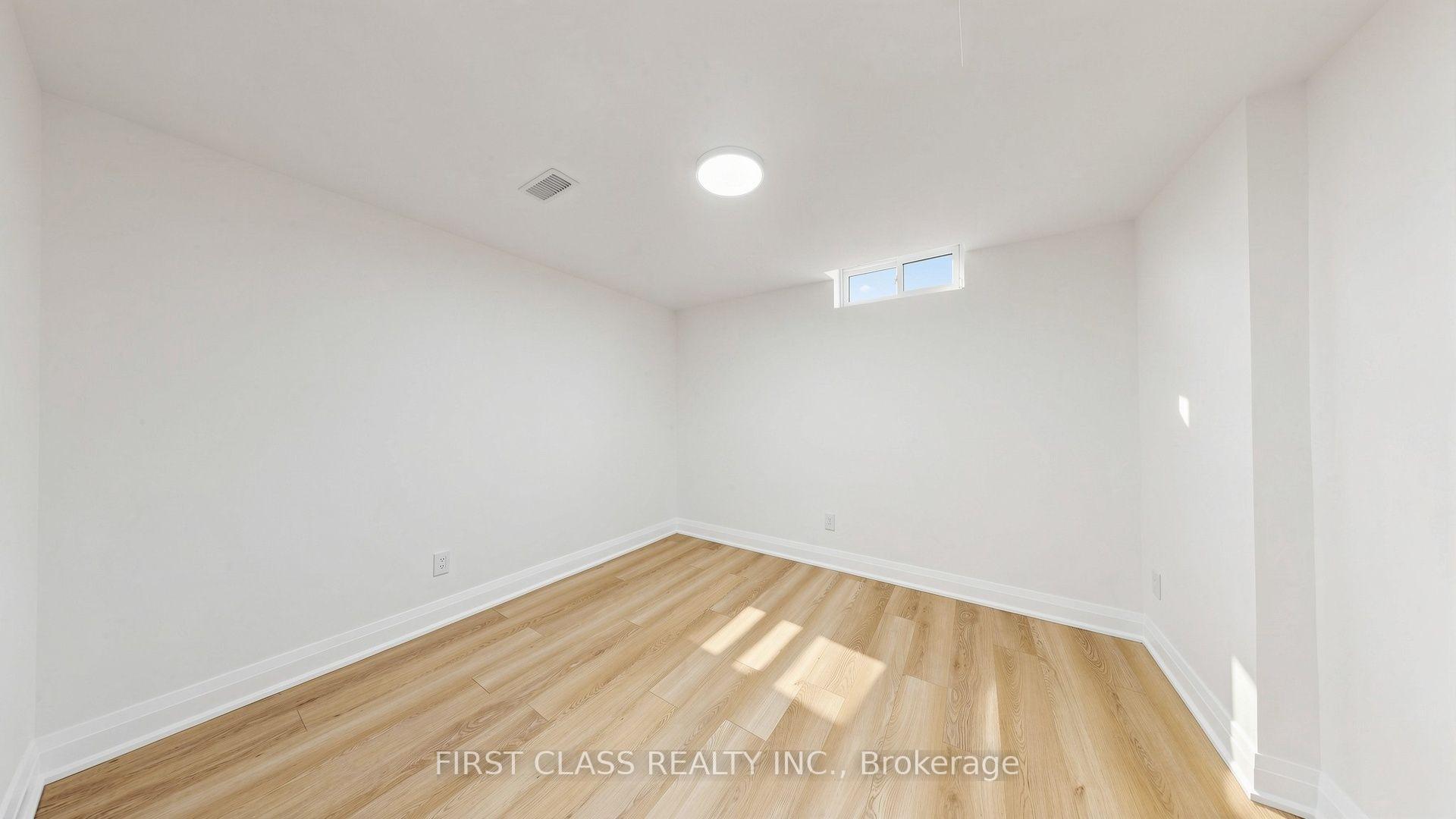 Photo 42 of 2337 Devon Road, Oakville, Ford — HOMEH