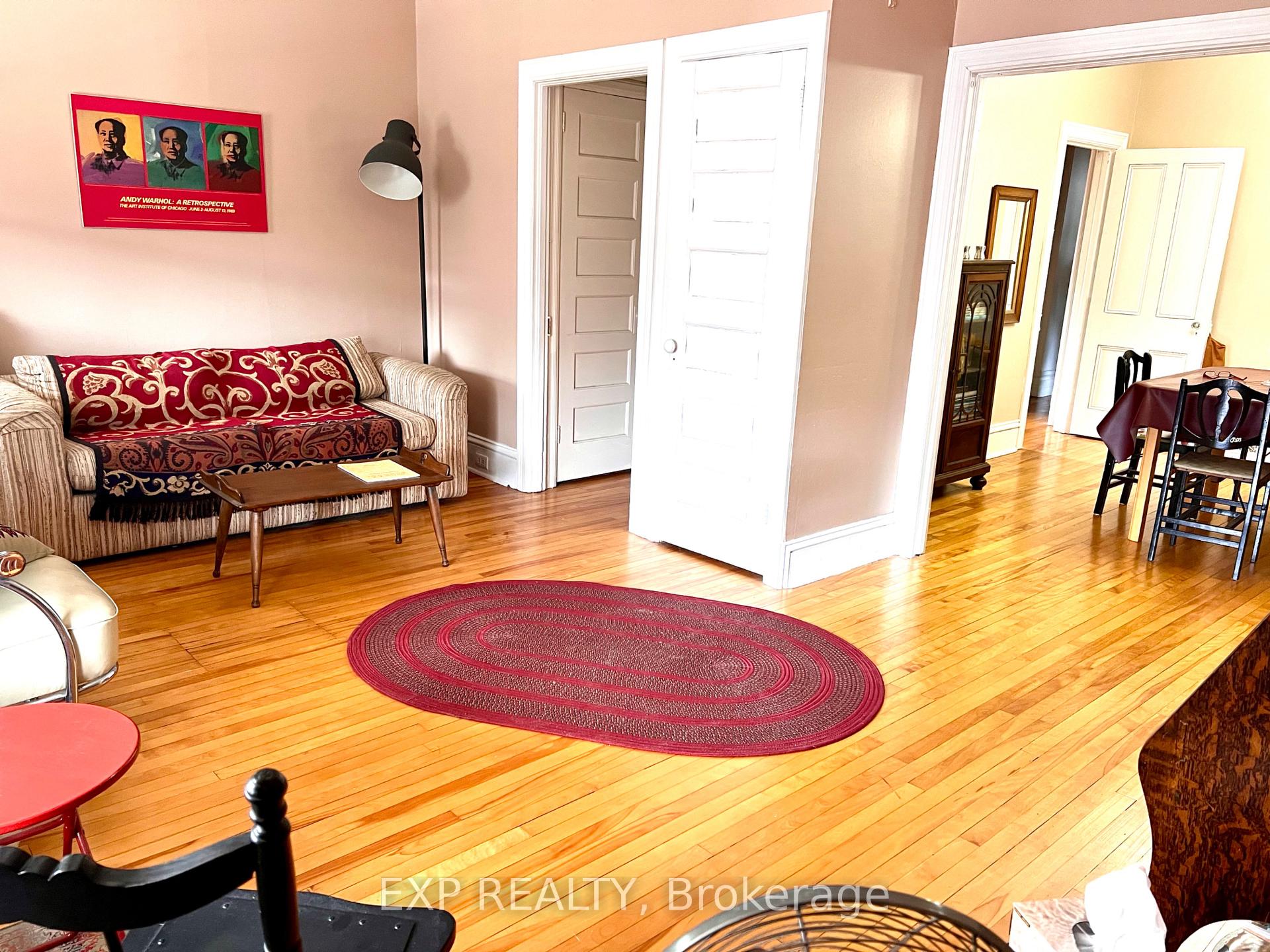 Photo 4 of 107 Spadina Avenue, Ottawa, Hintonburg — HOMEH
