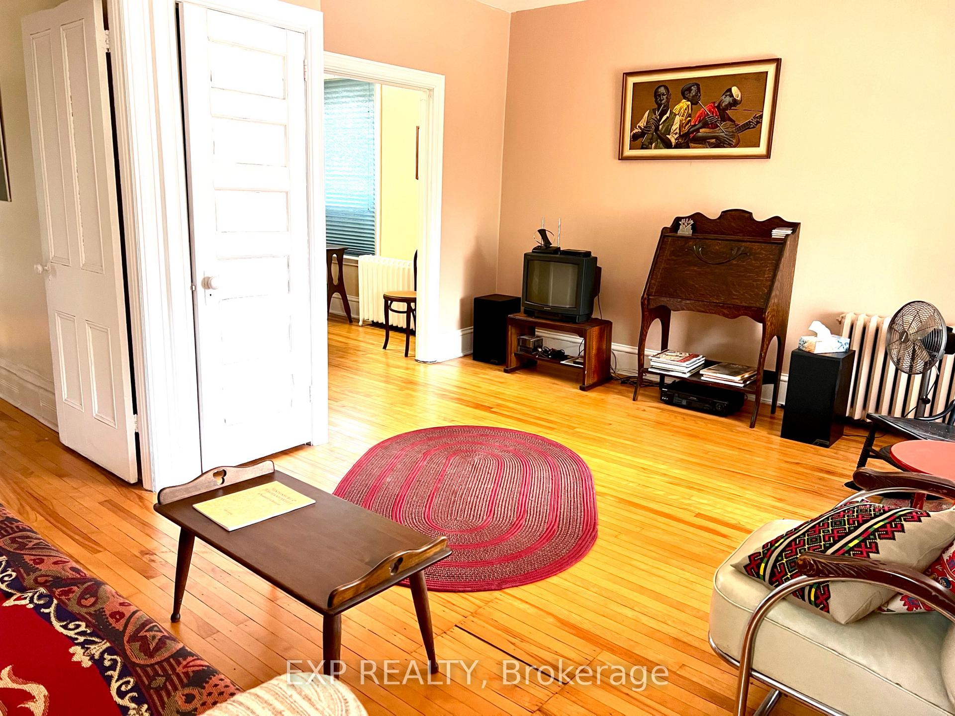 Photo 5 of 107 Spadina Avenue, Ottawa, Hintonburg — HOMEH