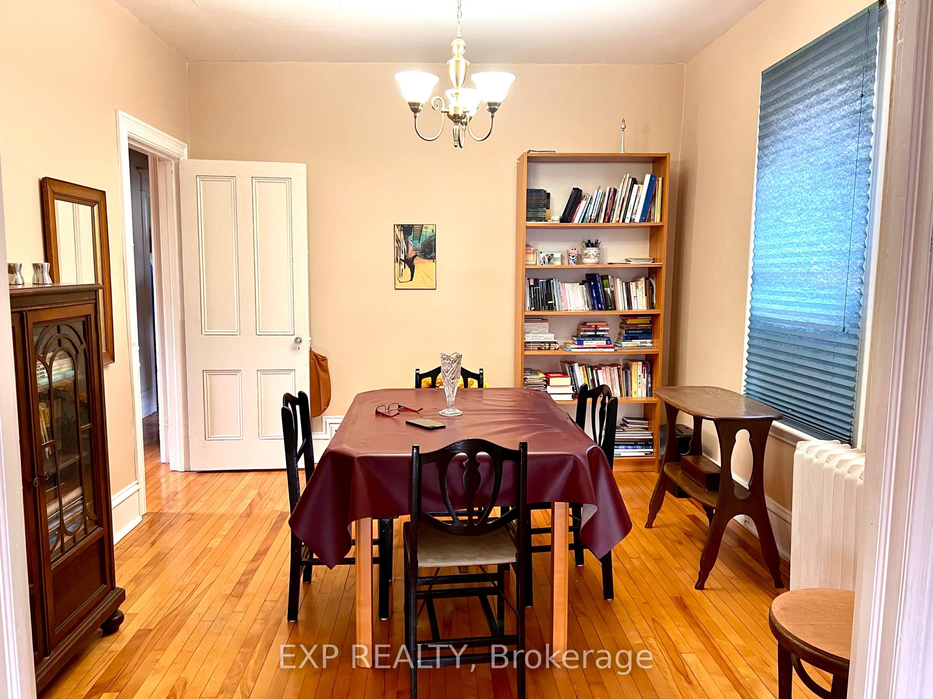 Photo 6 of 107 Spadina Avenue, Ottawa, Hintonburg — HOMEH