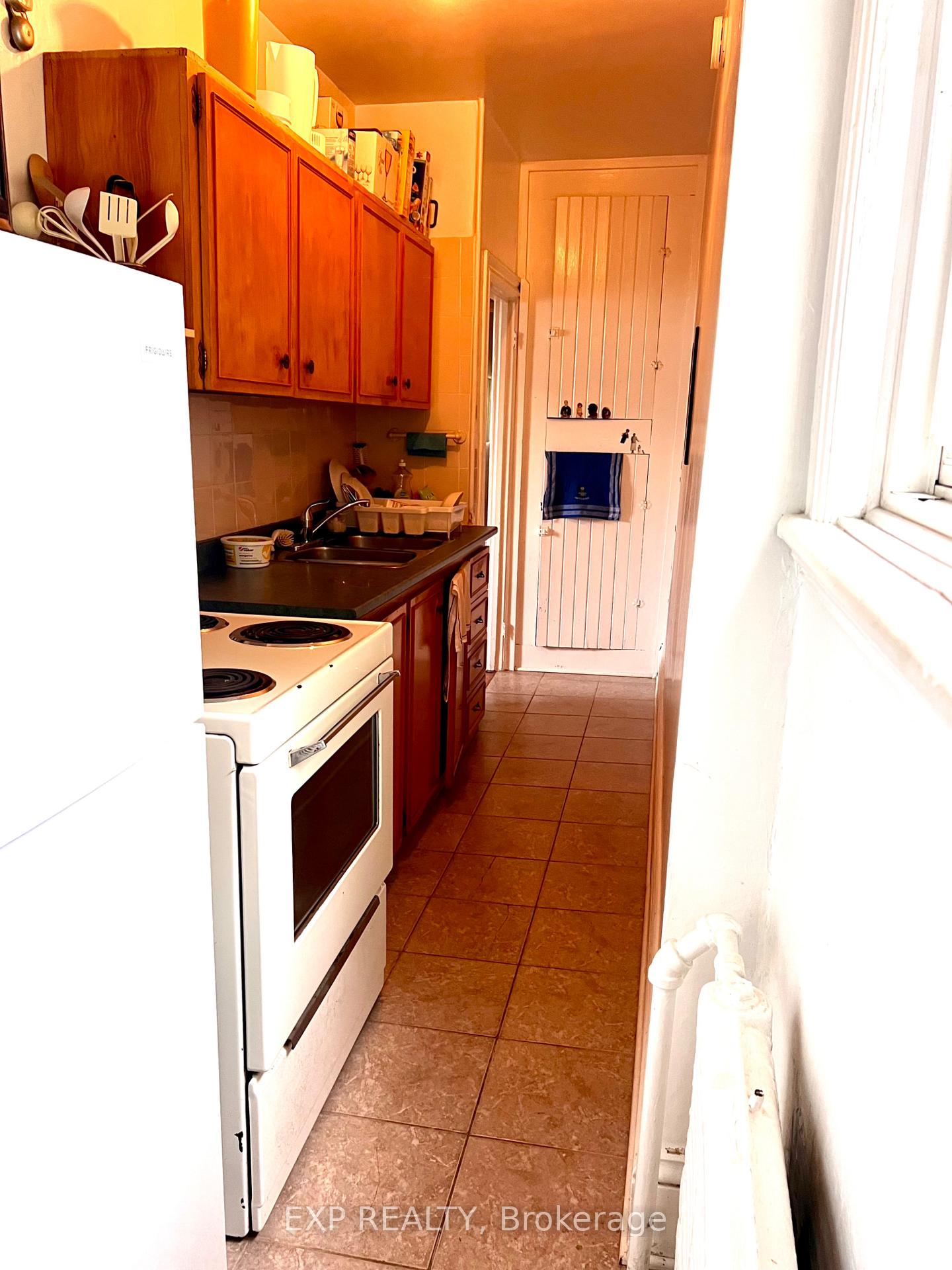 Photo 12 of 107 Spadina Avenue, Ottawa, Hintonburg — HOMEH