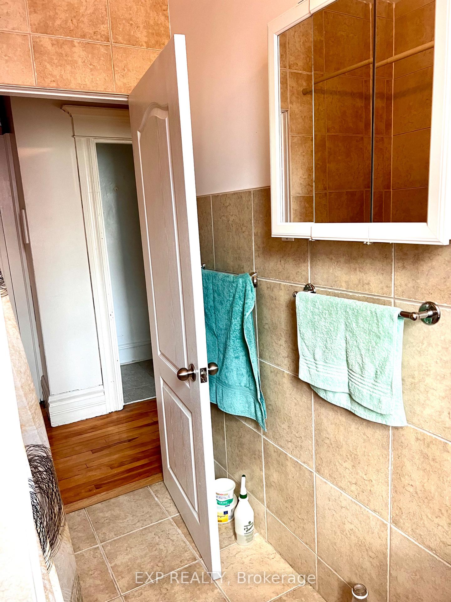 Photo 17 of 107 Spadina Avenue, Ottawa, Hintonburg — HOMEH