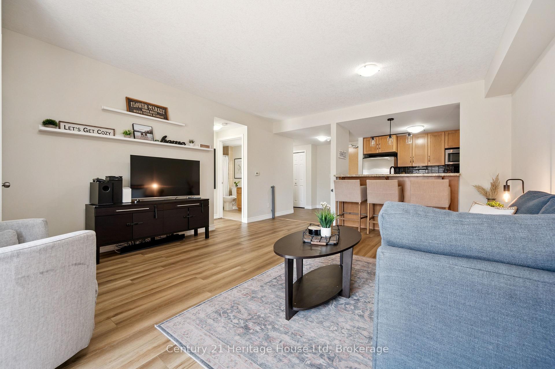 Photo 6 of Unit 207, 901 Paisley Road, Guelph, Willow West/Sugarbush/West Acres — HOMEH