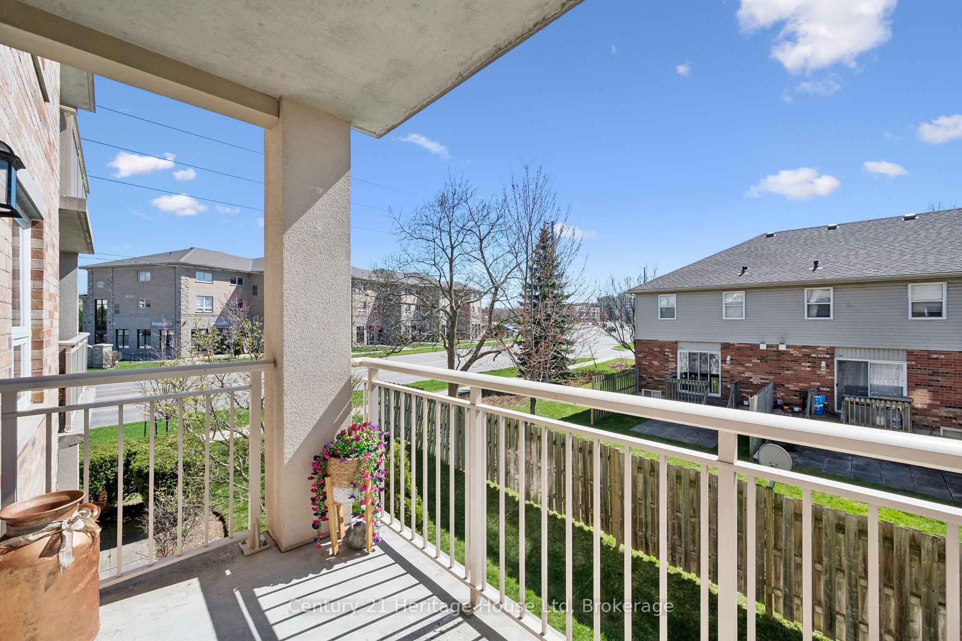 Photo 25 of Unit 207, 901 Paisley Road, Guelph, Willow West/Sugarbush/West Acres — HOMEH