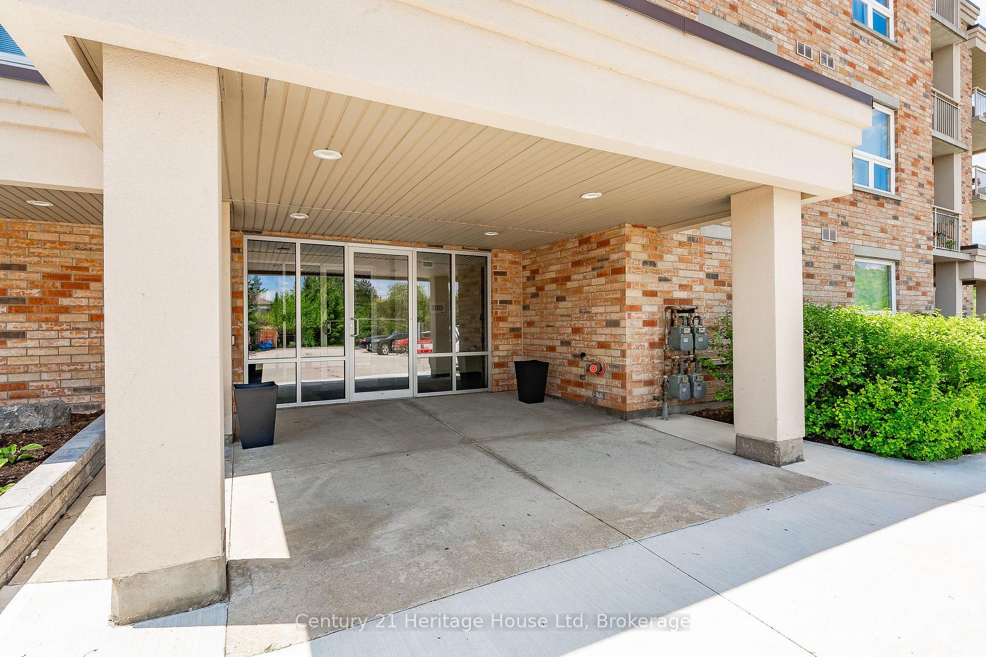 Photo 37 of Unit 207, 901 Paisley Road, Guelph, Willow West/Sugarbush/West Acres — HOMEH