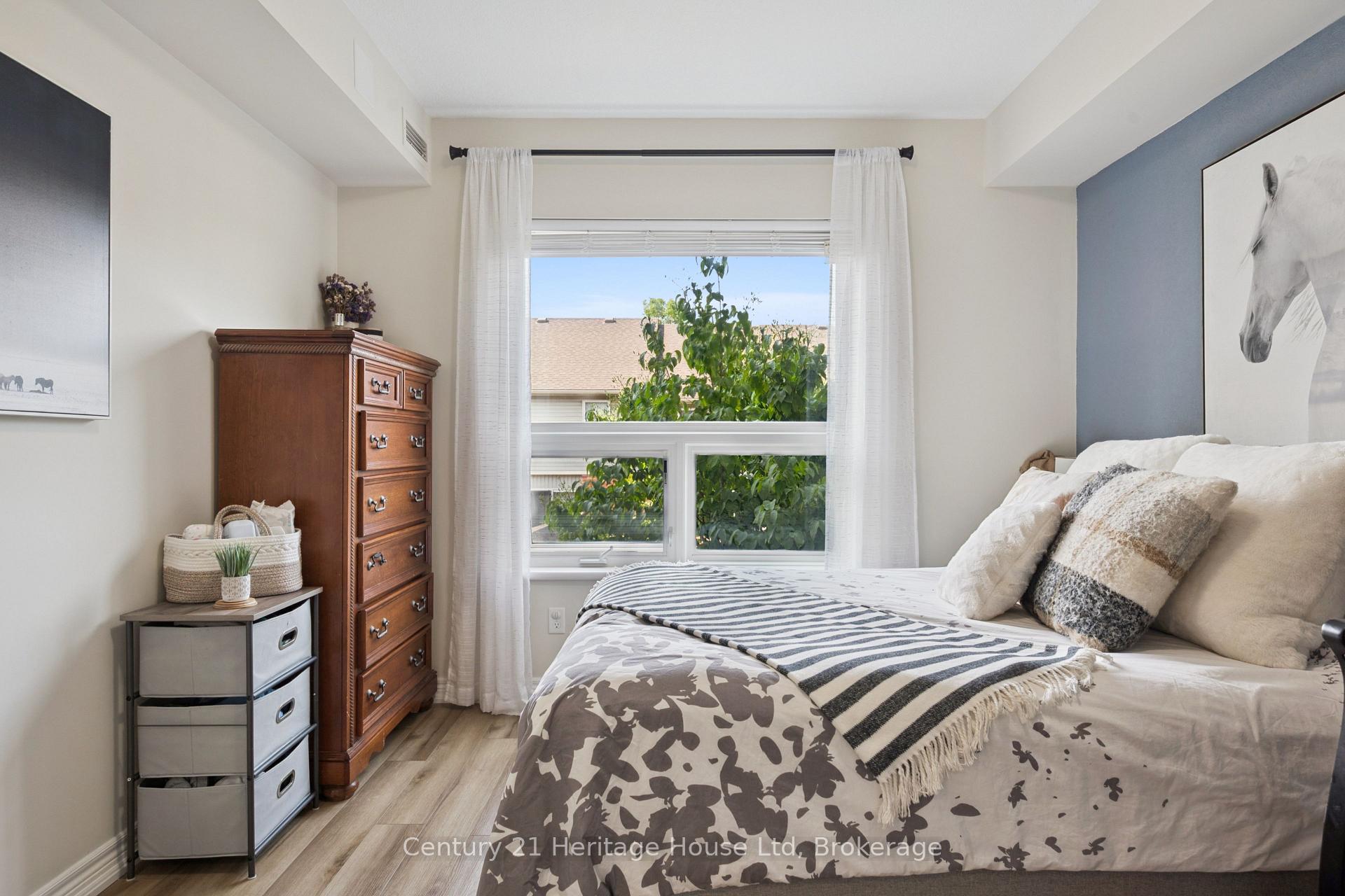 Photo 36 of Unit 207, 901 Paisley Road, Guelph, Willow West/Sugarbush/West Acres — HOMEH