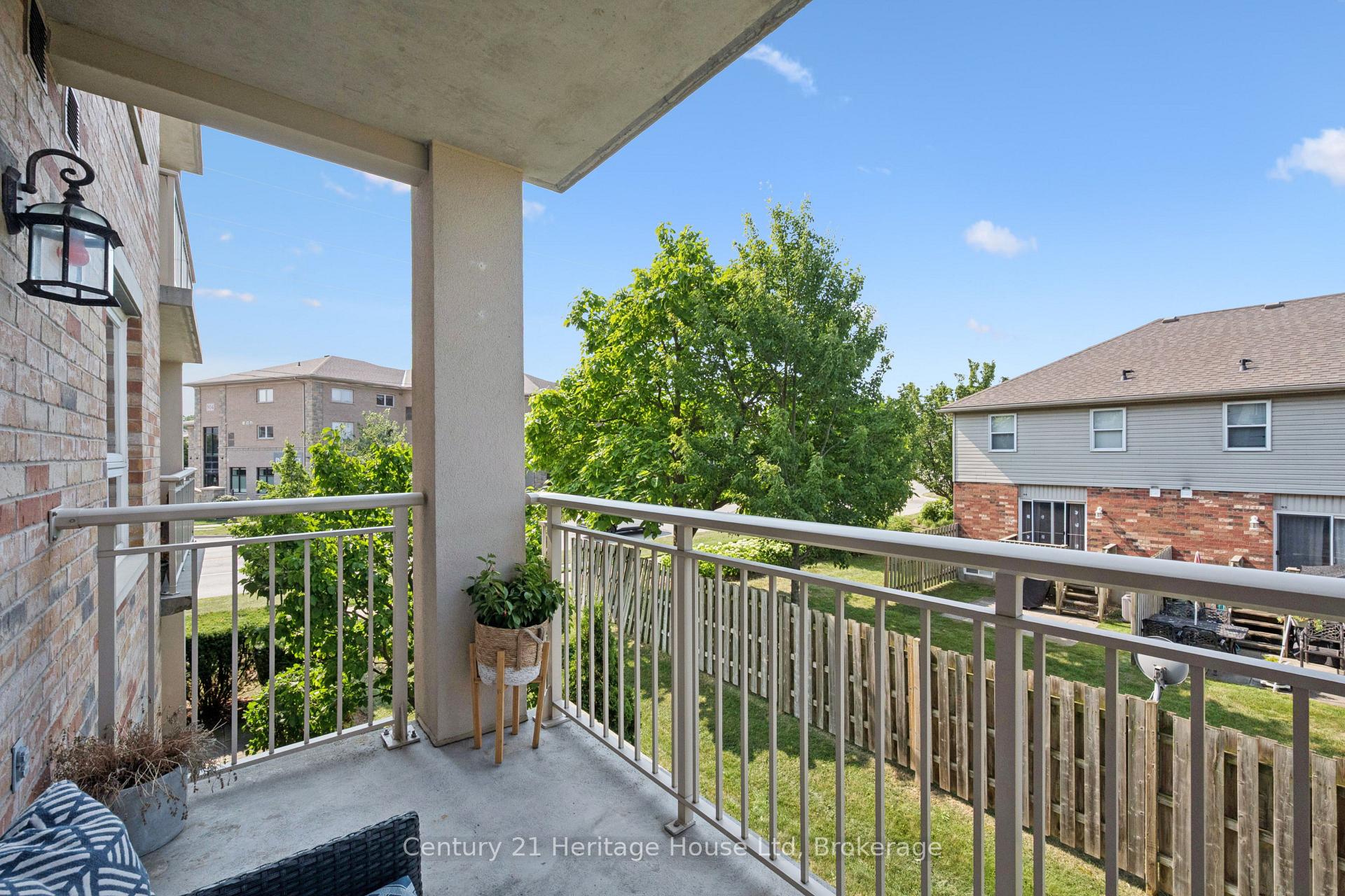 Photo 42 of Unit 207, 901 Paisley Road, Guelph, Willow West/Sugarbush/West Acres — HOMEH