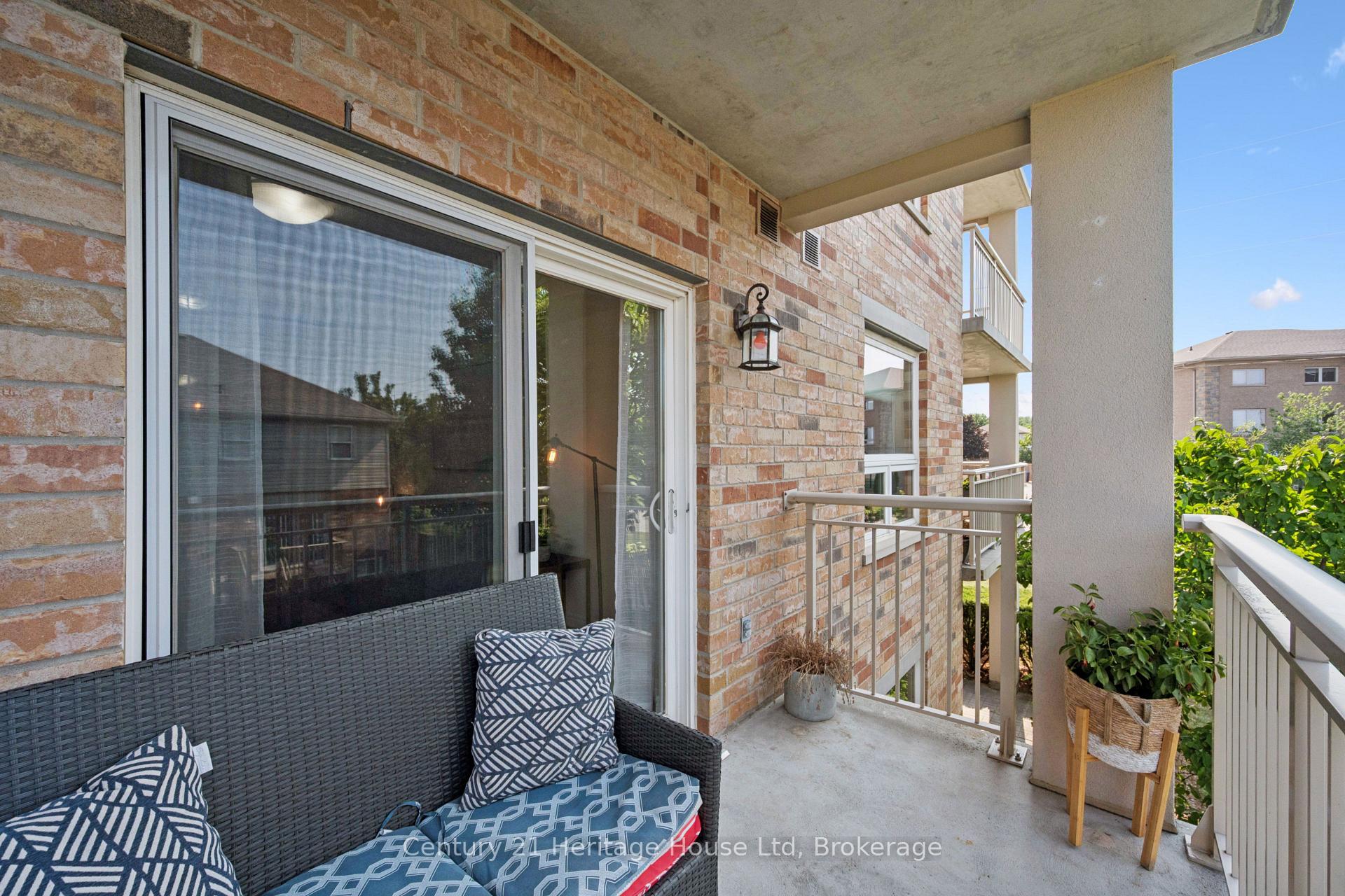 Photo 43 of Unit 207, 901 Paisley Road, Guelph, Willow West/Sugarbush/West Acres — HOMEH