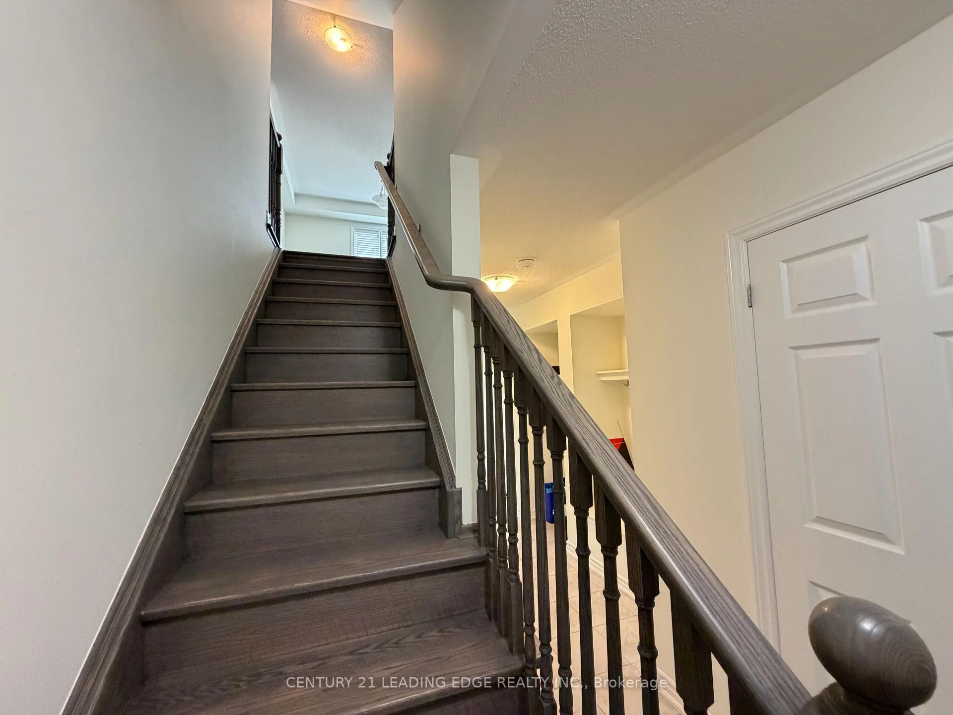 Photo 54 of 70 Lockyer Drive, Whitby, Rural Whitby — HOMEH