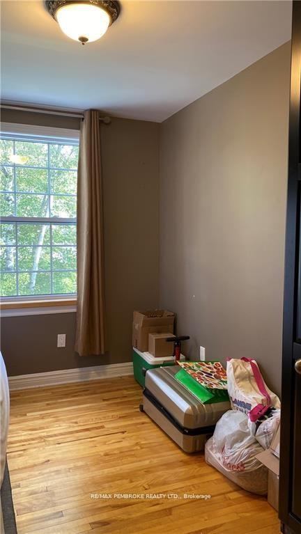 Photo 19 of 16 Wolfe Avenue, Deep River, Deep River — HOMEH