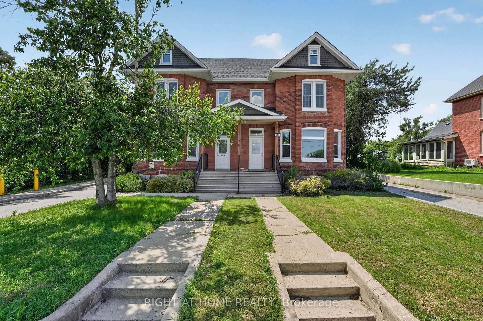 Photo 1 of Unit 204, 170 Bradford Street, Barrie, City Centre — HOMEH