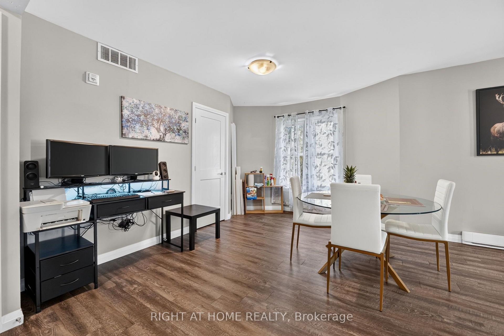Photo 9 of Unit 204, 170 Bradford Street, Barrie, City Centre — HOMEH