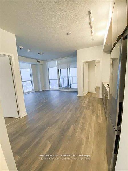 Photo 3 of Unit 1808, 32 Forest Manor Road, North York, Henry Farm — HOMEH