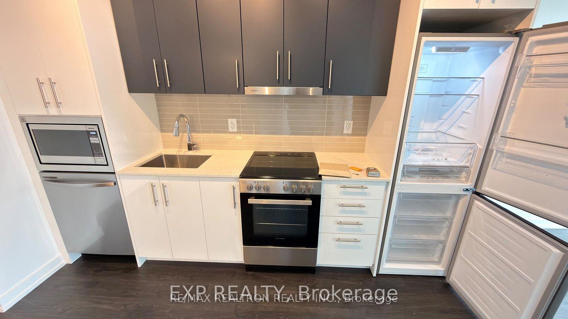 Photo 4 of Unit 1812, 9751 Markham Road, Markham, Greensborough — HOMEH