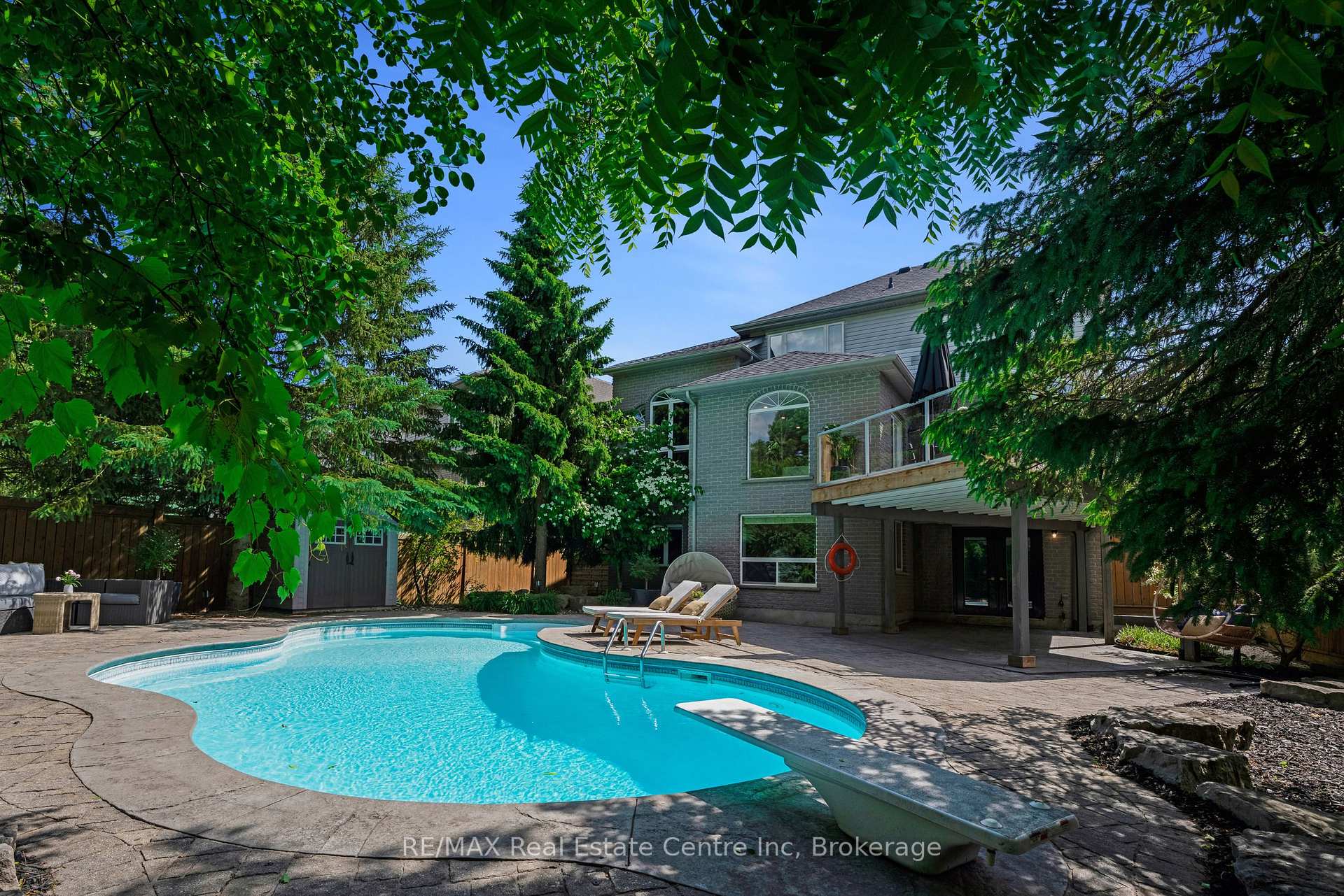 Photo 36 of 296 Farley Drive S, Guelph, Pineridge/Westminster Woods — HOMEH