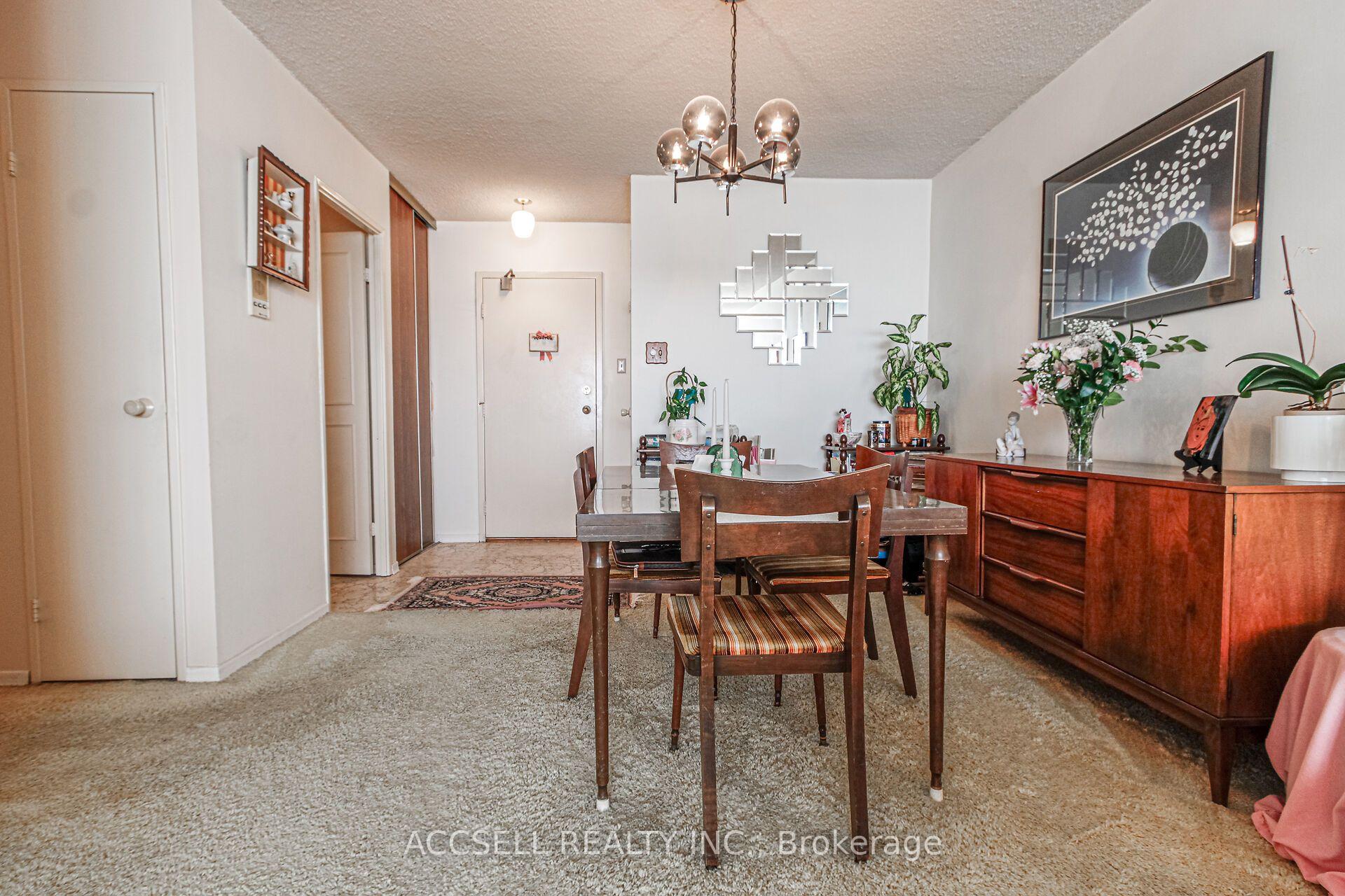 Photo 15 of 45 silver springs Boulevard, Scarborough, L'Amoreaux — HOMEH