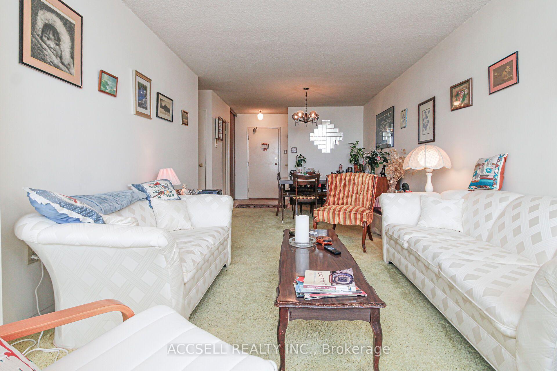 Photo 17 of 45 silver springs Boulevard, Scarborough, L'Amoreaux — HOMEH