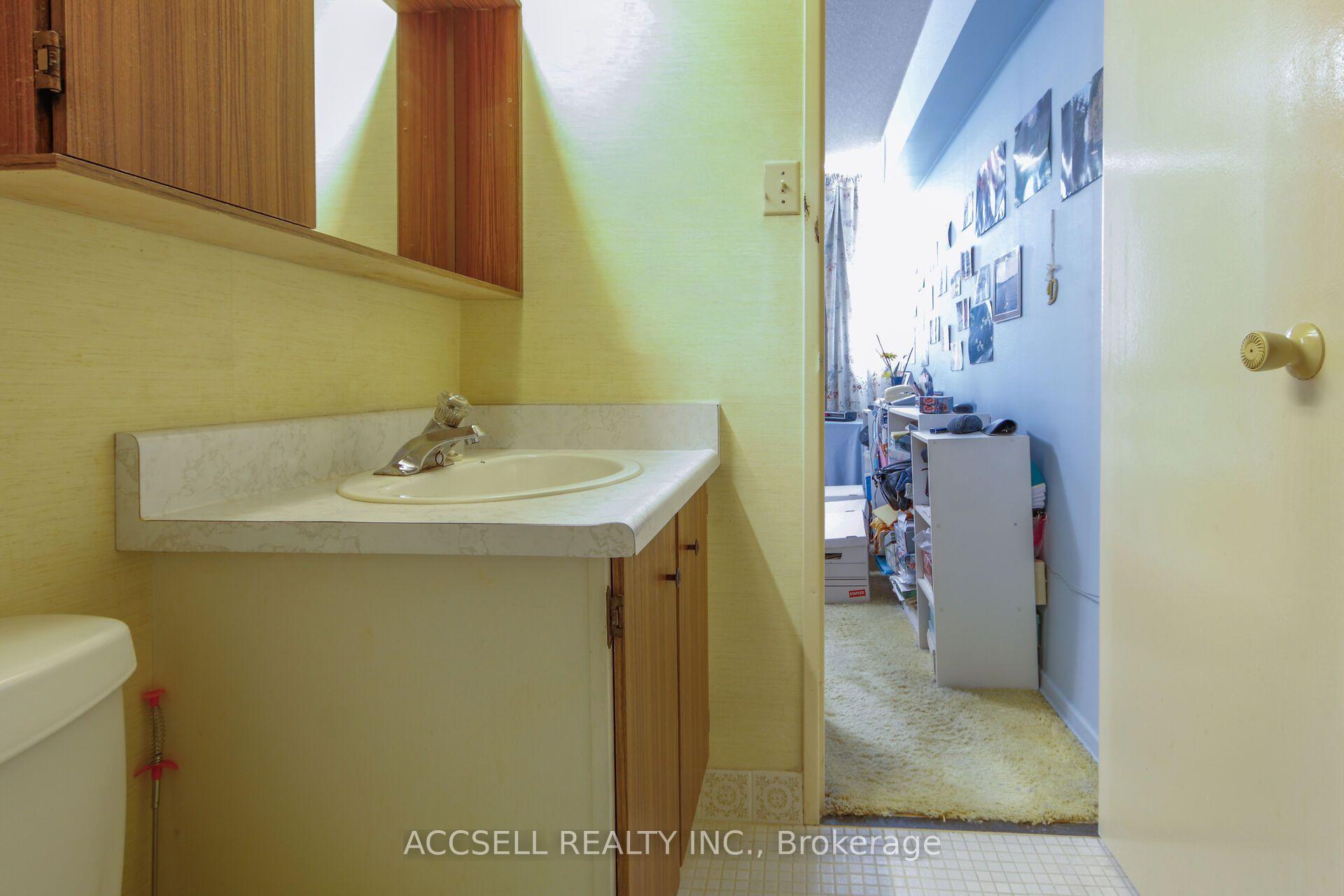 Photo 37 of 45 silver springs Boulevard, Scarborough, L'Amoreaux — HOMEH