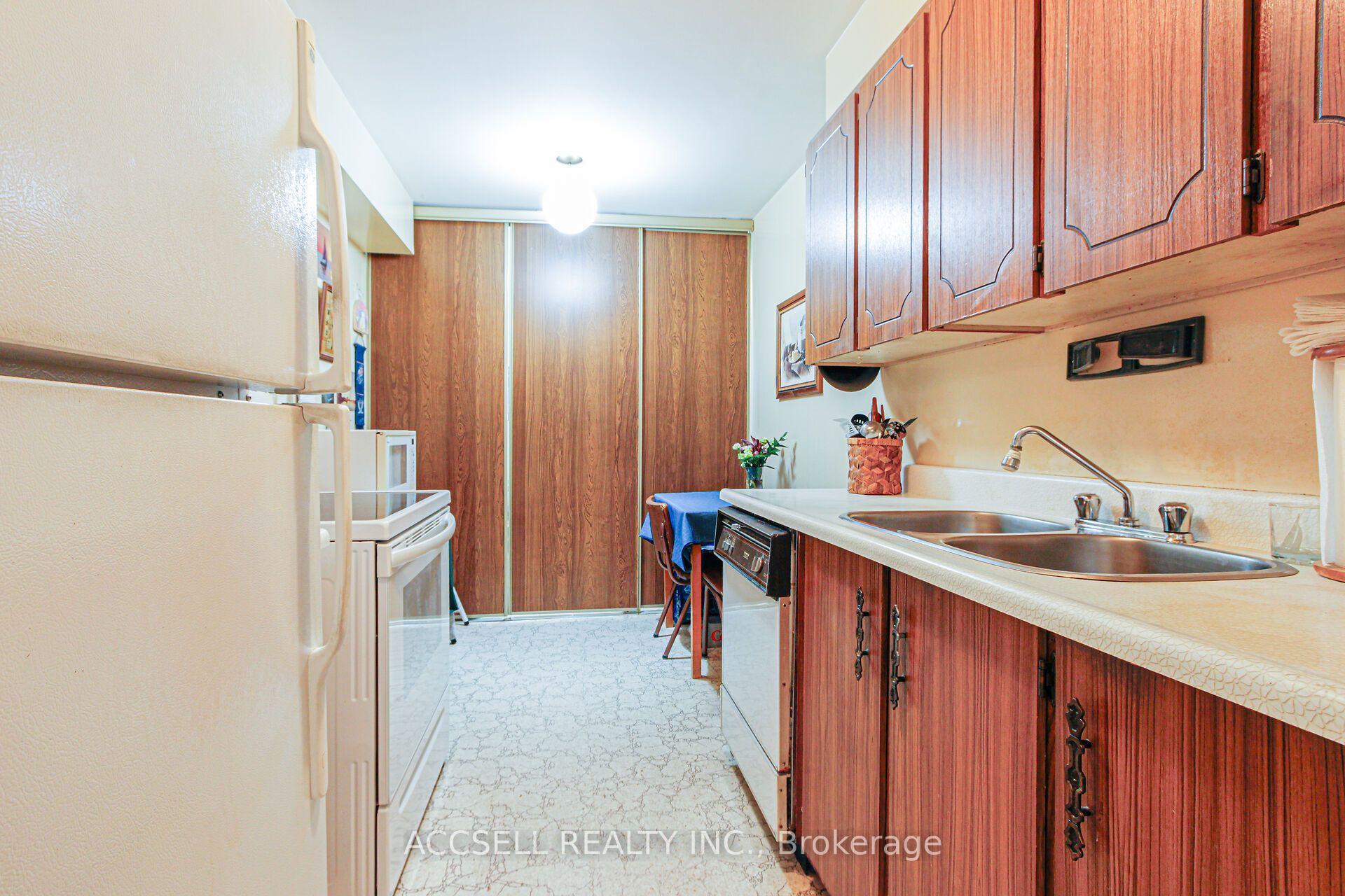 Photo 41 of 45 silver springs Boulevard, Scarborough, L'Amoreaux — HOMEH