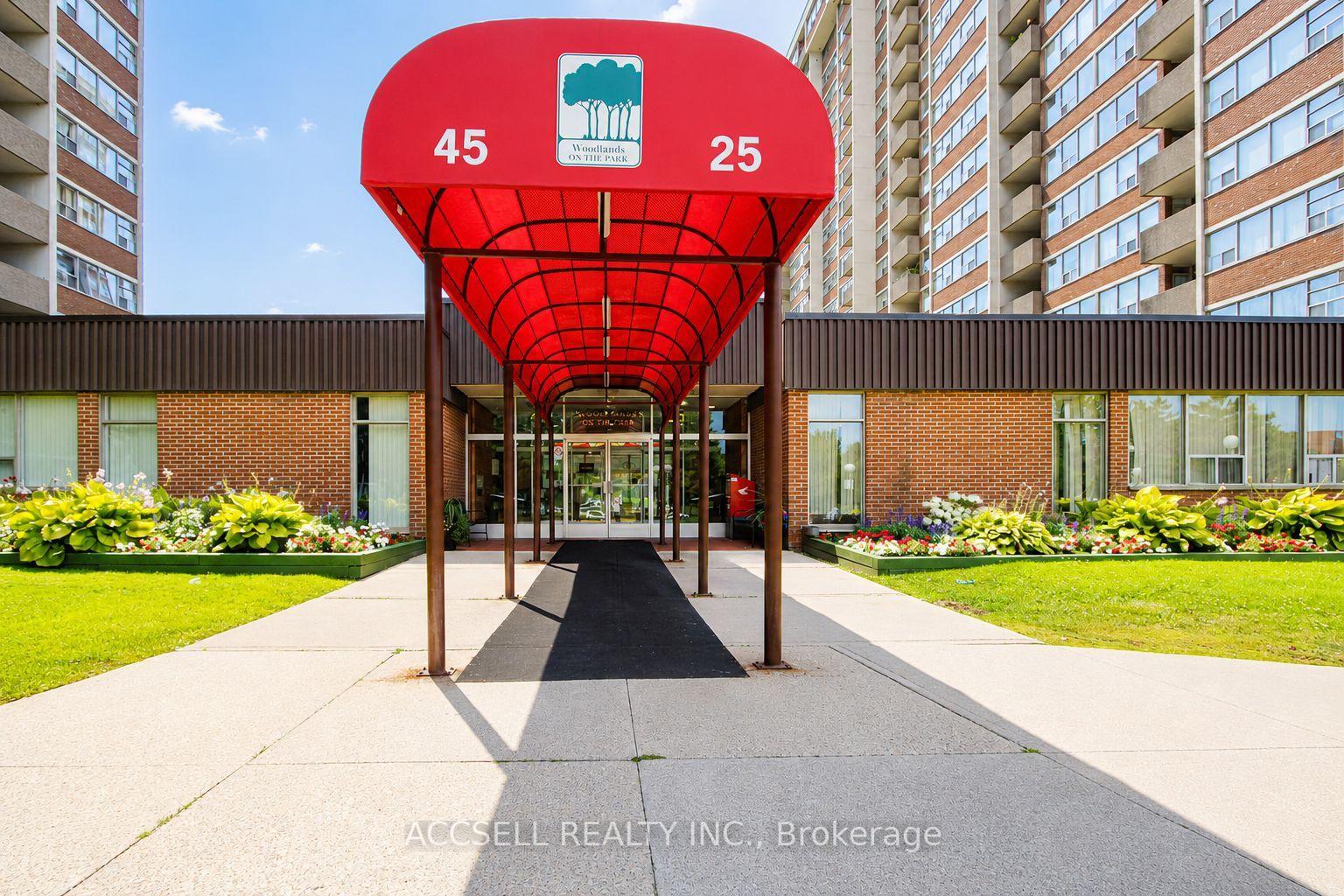 Photo 3 of 45 silver springs Boulevard, Scarborough, L'Amoreaux — HOMEH