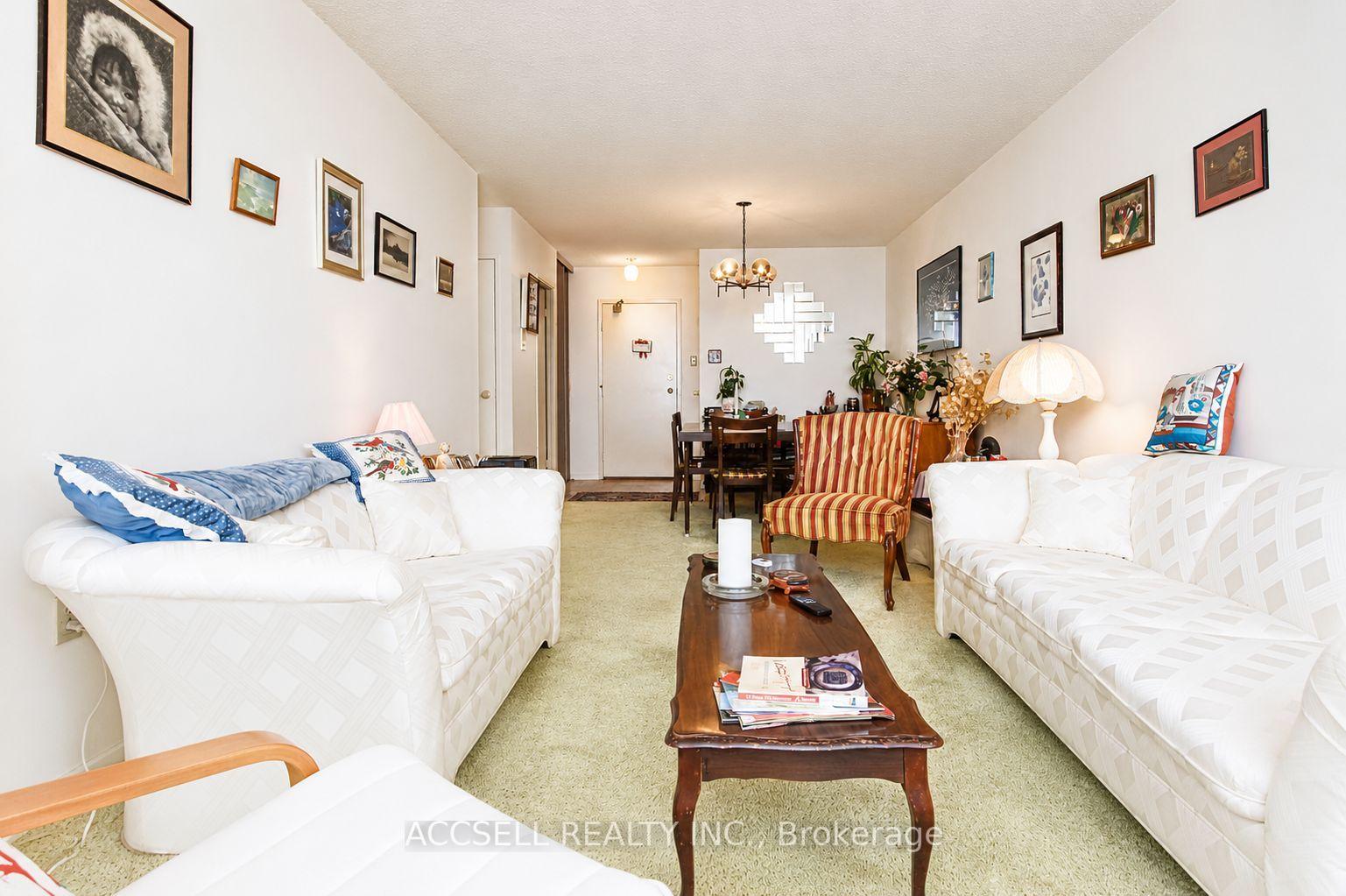 Photo 19 of 45 silver springs Boulevard, Scarborough, L'Amoreaux — HOMEH