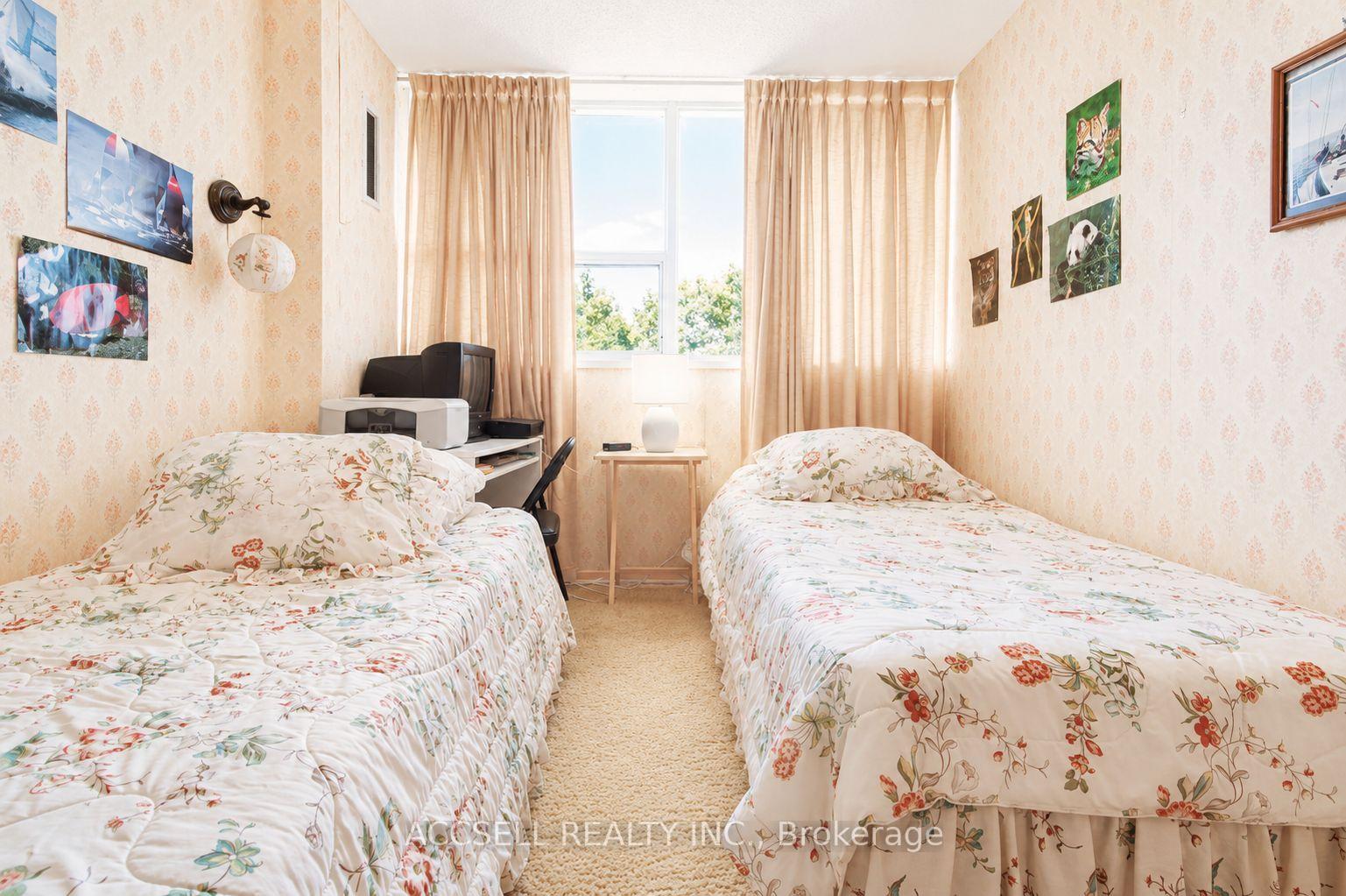 Photo 23 of 45 silver springs Boulevard, Scarborough, L'Amoreaux — HOMEH