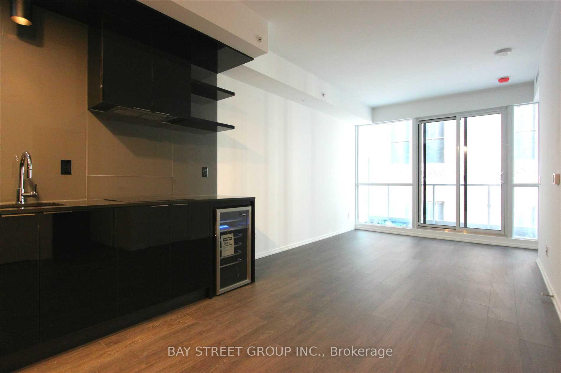 Photo 2 of Unit 1710, 70 Temperance Street, Toronto, Bay Street Corridor — HOMEH