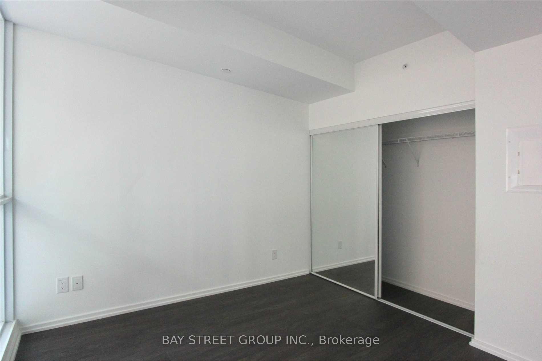 Photo 4 of Unit 1710, 70 Temperance Street, Toronto, Bay Street Corridor — HOMEH