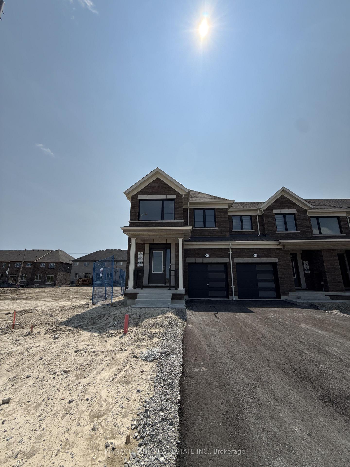 Photo 1 of 214 Stinson Crescent, Clarington, Courtice — HOMEH